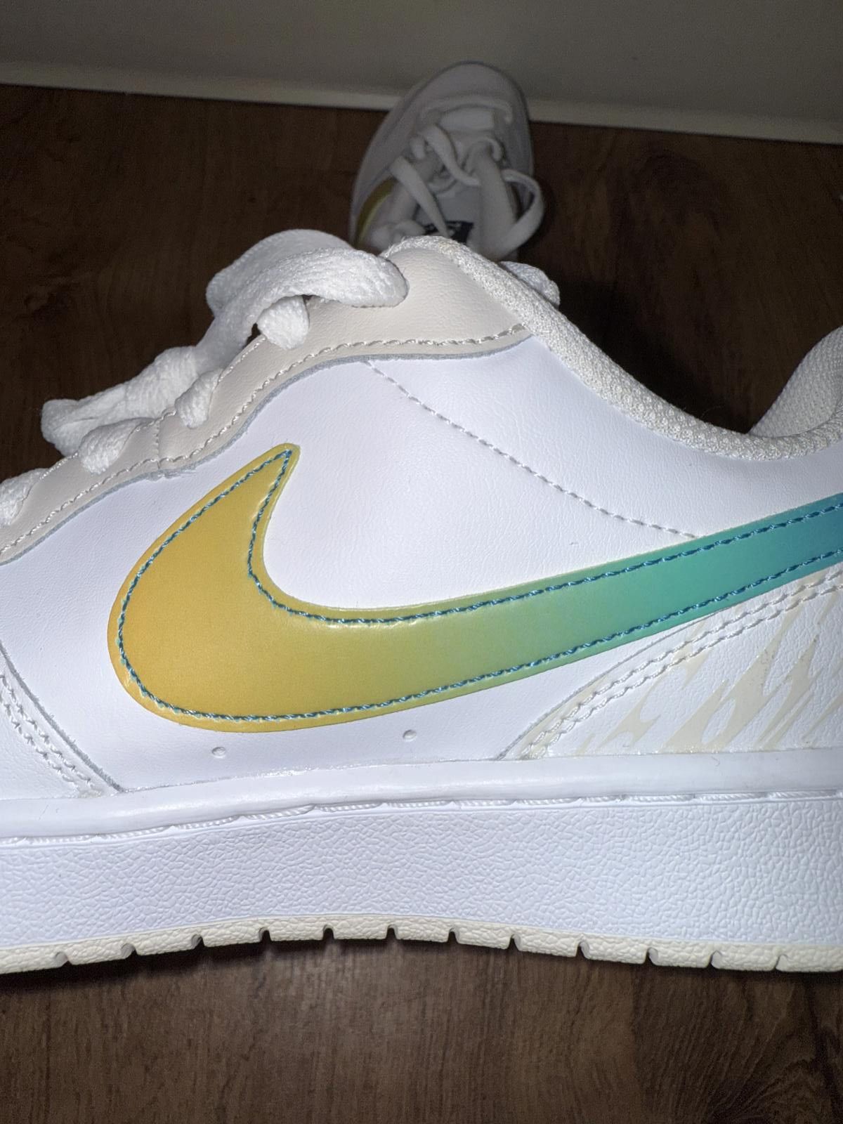 Nike Nike Borough low 2 SE Unlock Your Space Gs Size US 7 / EU 40 - 11 Thumbnail