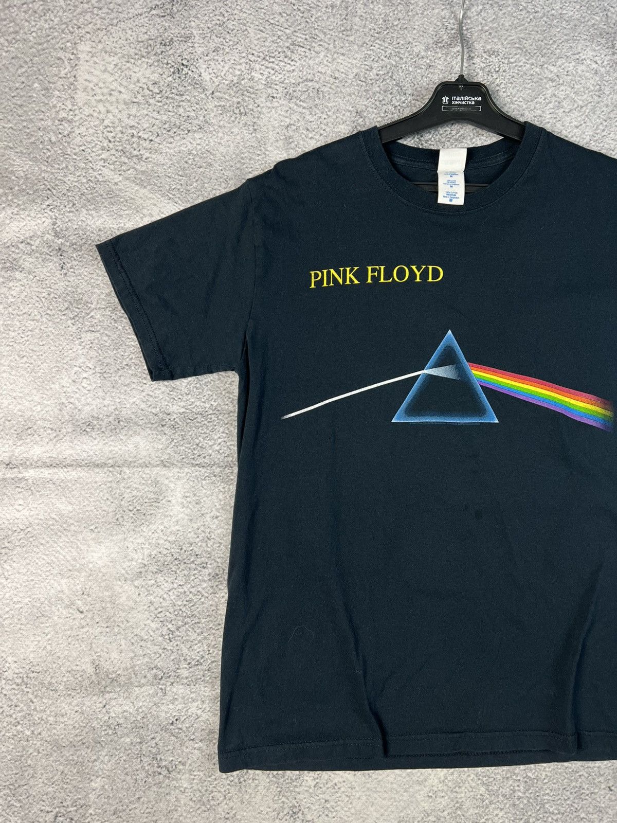Band Tees Vintage 00’s pink Floyd merchandise T-shirt Size US M / EU 48-50 / 2 - 4 Thumbnail