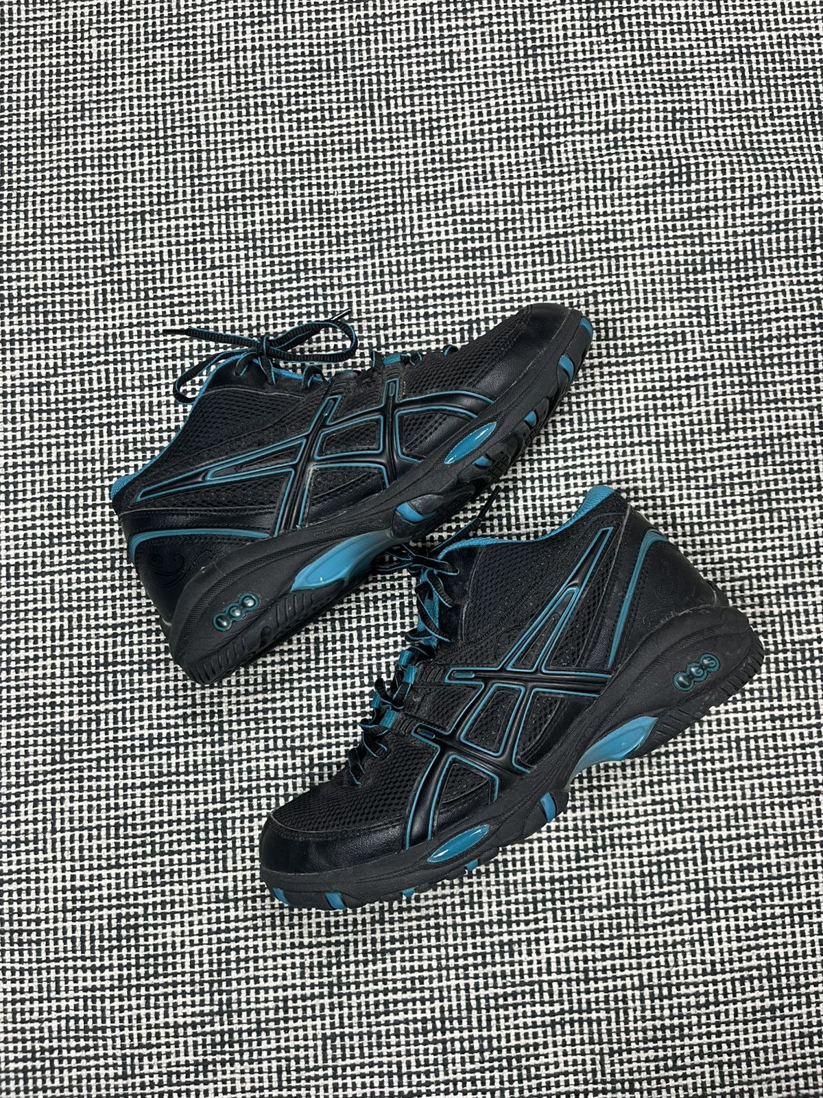 Asics Asics aeroshape vintage y2k mid top sneakers tribal Size US 7 / IT 37 - 1 Thumbnail