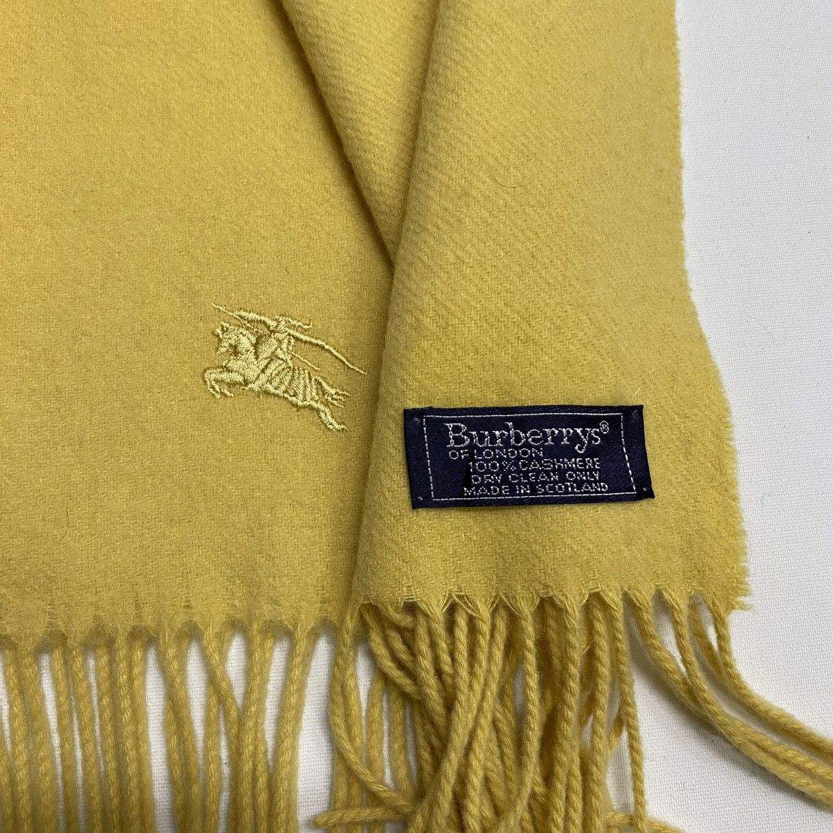 Burberry BURBERRYS SCARF MUFFLER BUR039 Size ONE SIZE - 5 Thumbnail
