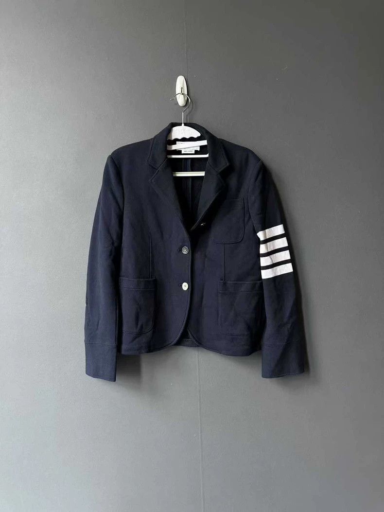 Thom Browne Thom Browne A suit with a vest Size 42S - 1 Thumbnail