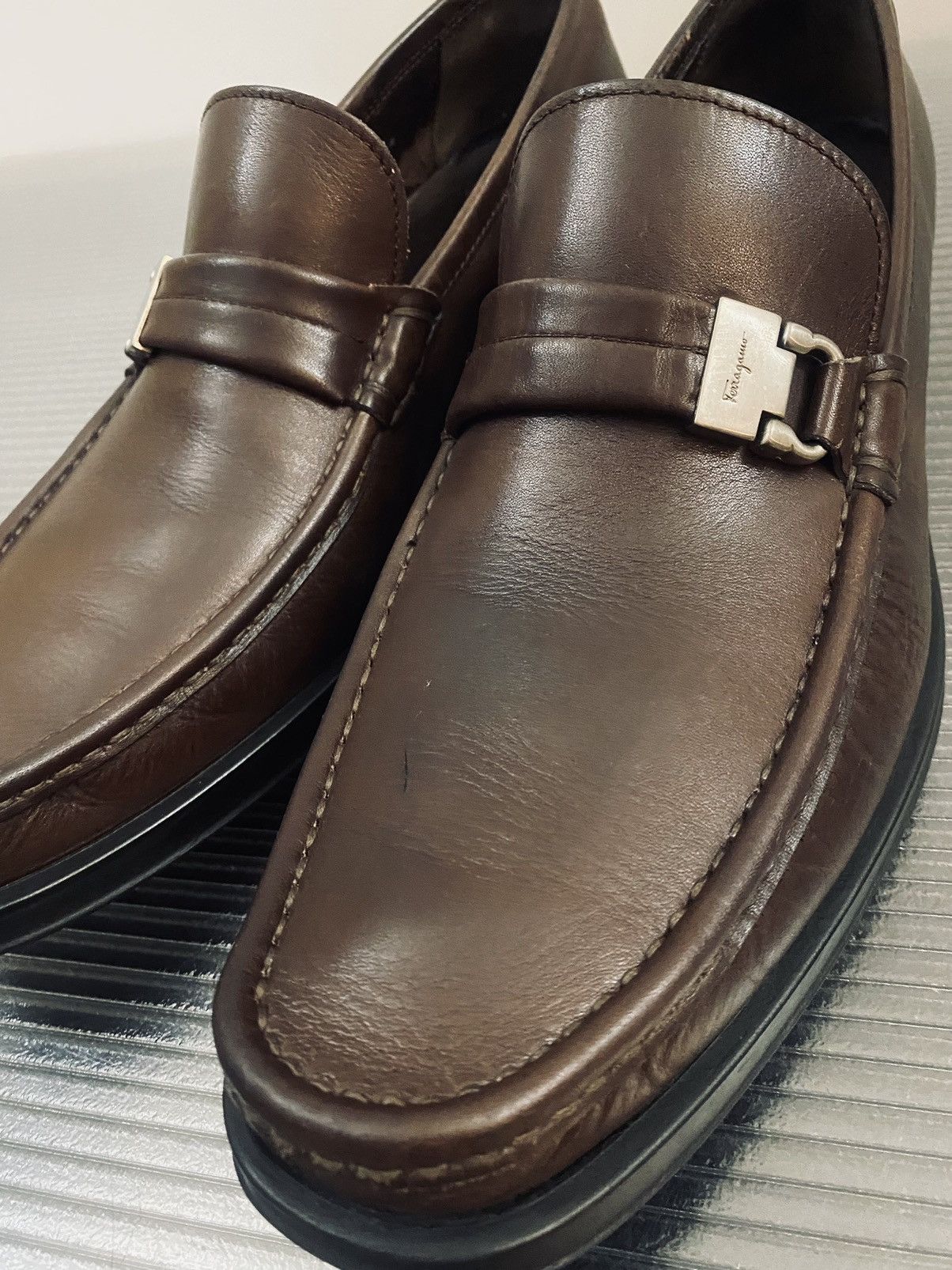 Salvatore Ferragamo Ferragamo 🇮🇹 dk brown leather gancini buckled loafer 9.5 NEW Size US 9.5 / EU 42-43 - 6 Thumbnail