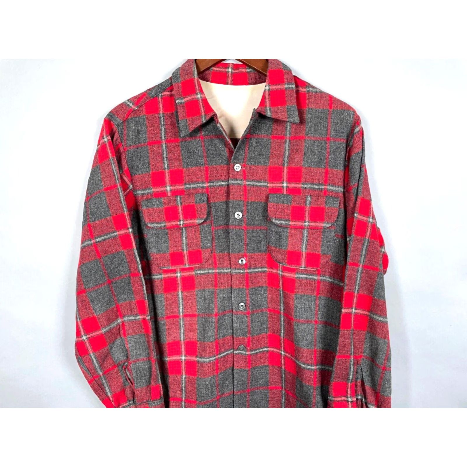 Vintage VINTAGE 70s Wool Flannel Shirt Men M Red Gray Plaid Loop Collar Pockets Button-Up, Old School, Casual Workwear Size US M / EU 48-50 / 2 - 3 Thumbnail