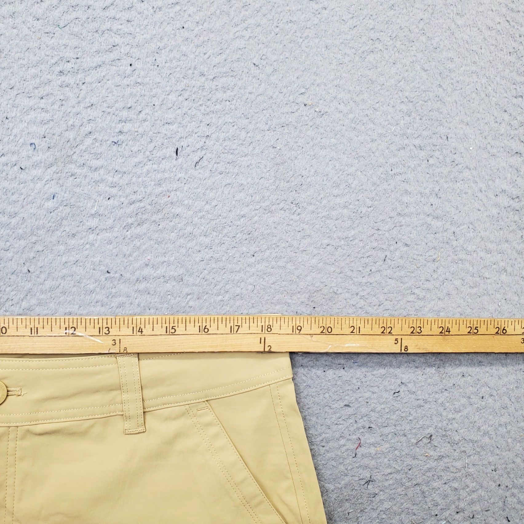 Eddie Bauer Eddie Bauer Womens Cargo Shorts Tan 16 Stretch 5" Inseam Cargo Pocket Shorts Womens Size 16 Tan Stretch Performance 5" Inseam Size 38" / US 16 / IT 52 - 5 Thumbnail