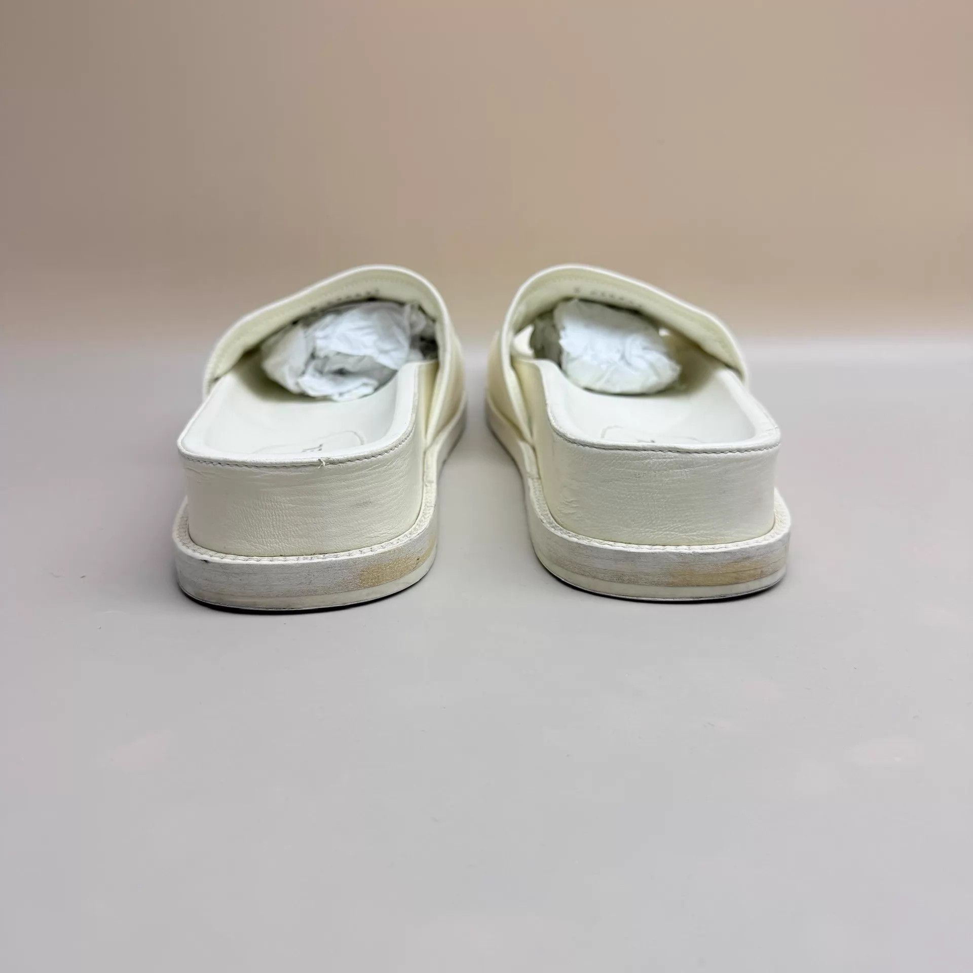 Chanel CHANEL Rainbow Logo Ivory Slippers 38.5 99 New Size US 8 / IT 38 - 3 Thumbnail