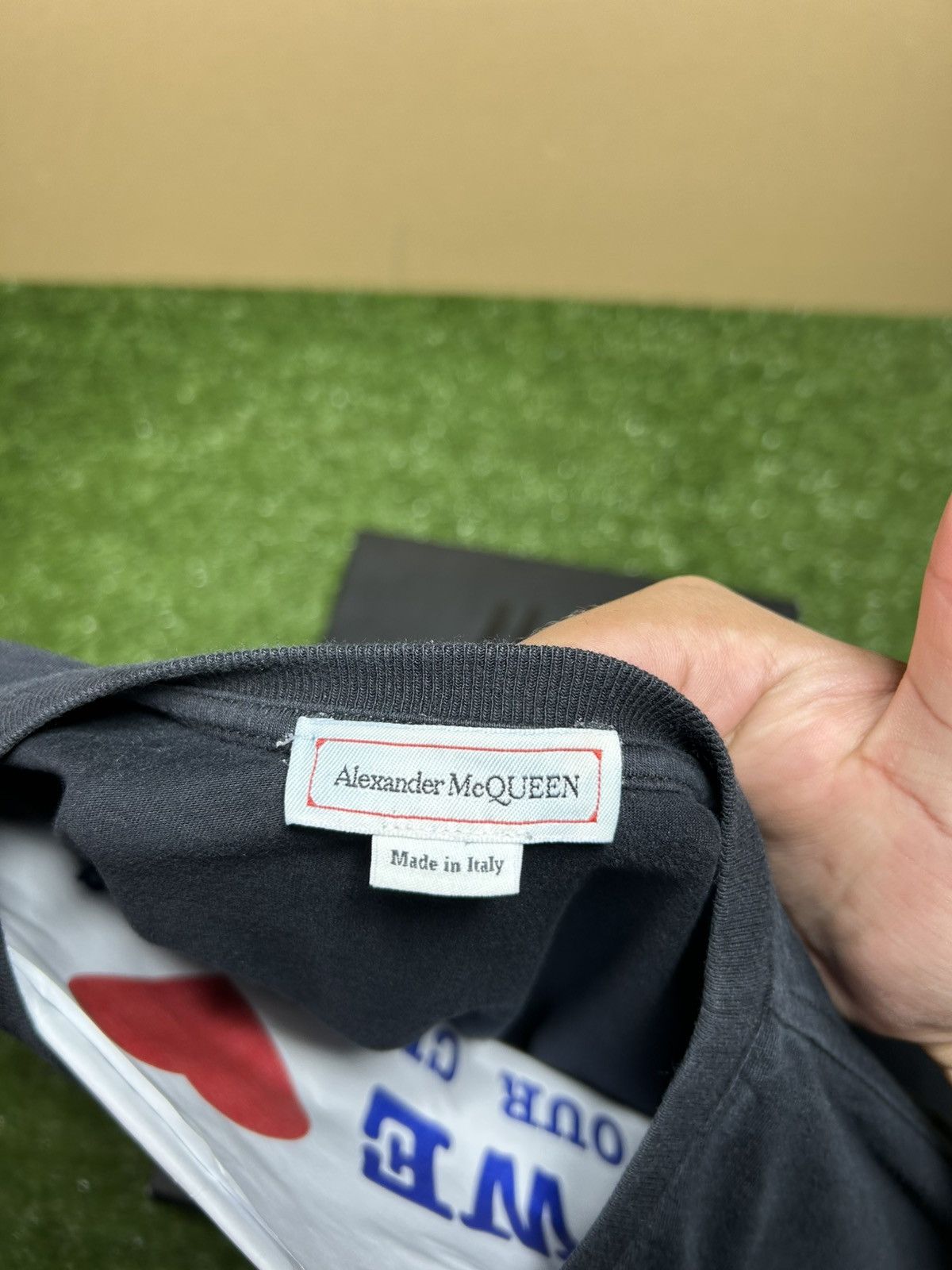 Alexander McQueen Alexander McQueen logo tee Size US M / EU 48-50 / 2 - 5 Thumbnail