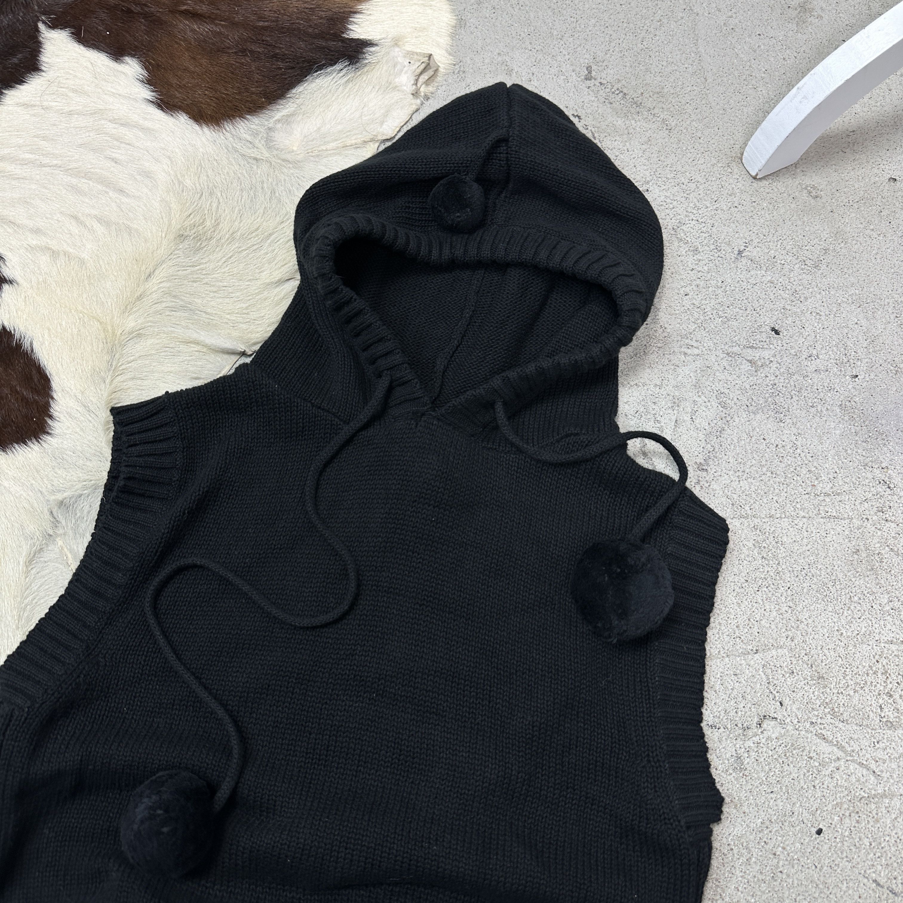 Vintage Vintage Avant Garde Grunge Pom Pom Hooded Sweater Y2K Size S / US 4 / IT 40 - 3 Thumbnail