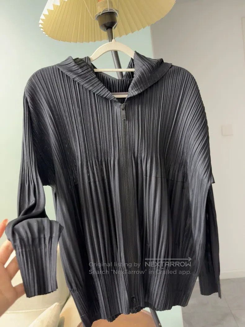 Issey Miyake Issey Miyake Black Cardigan Coat Size L / US 10 / IT 46 - 1 Thumbnail