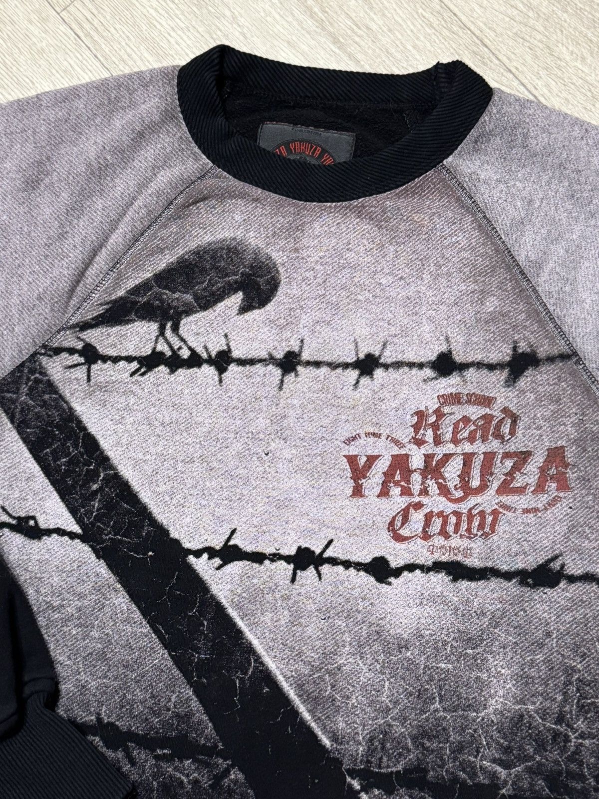Japanese Brand 🔷Vintage Yakuza Read Crow Y2K Sweatshirt🔷 Size US S / EU 44-46 / 1 - 3 Thumbnail