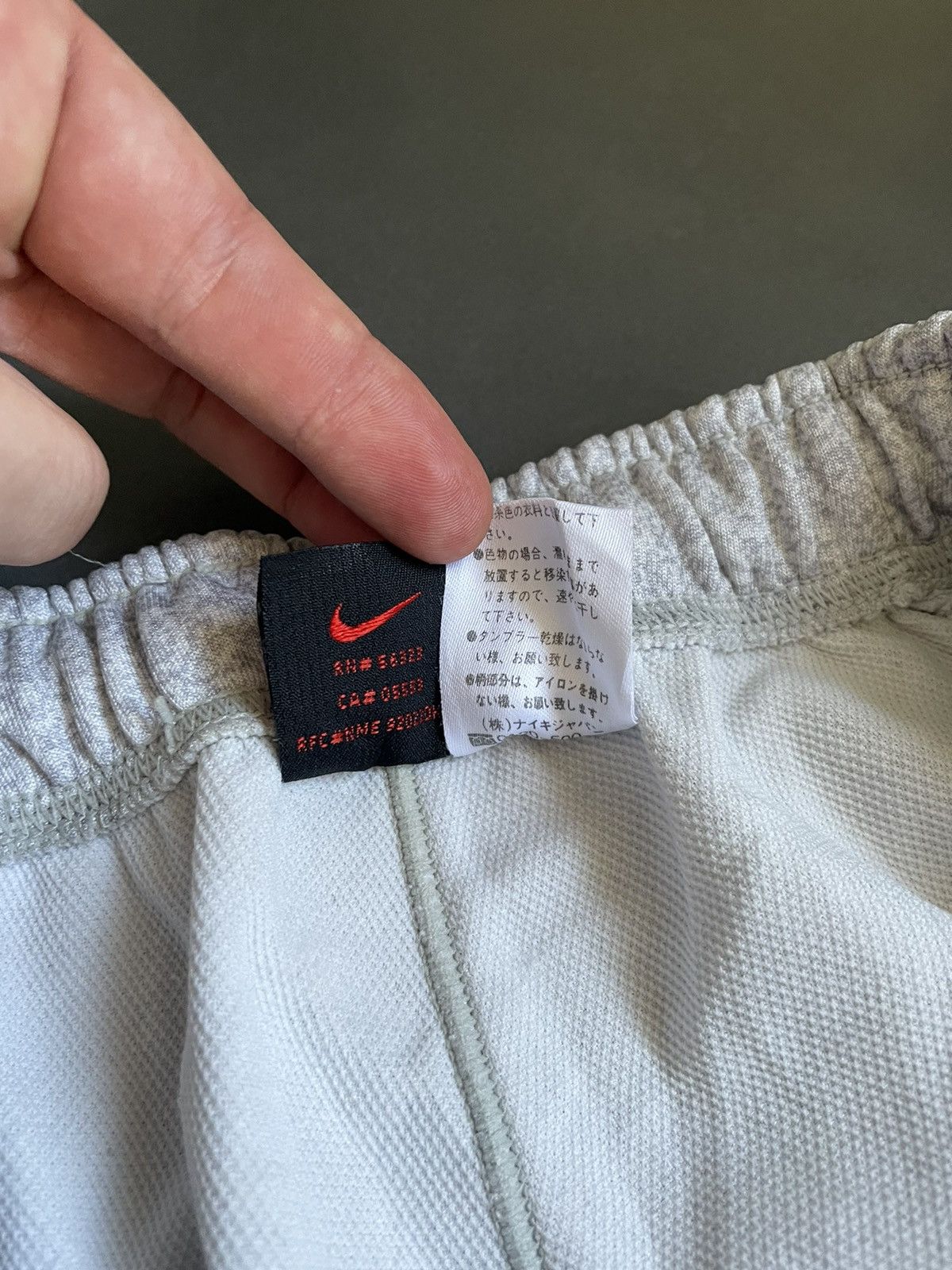 Nike RARE Vintage 90s Nike Made In Japan Swoosh Shorts Sz XL Y2k Size US 32 / EU 48 - 6 Thumbnail