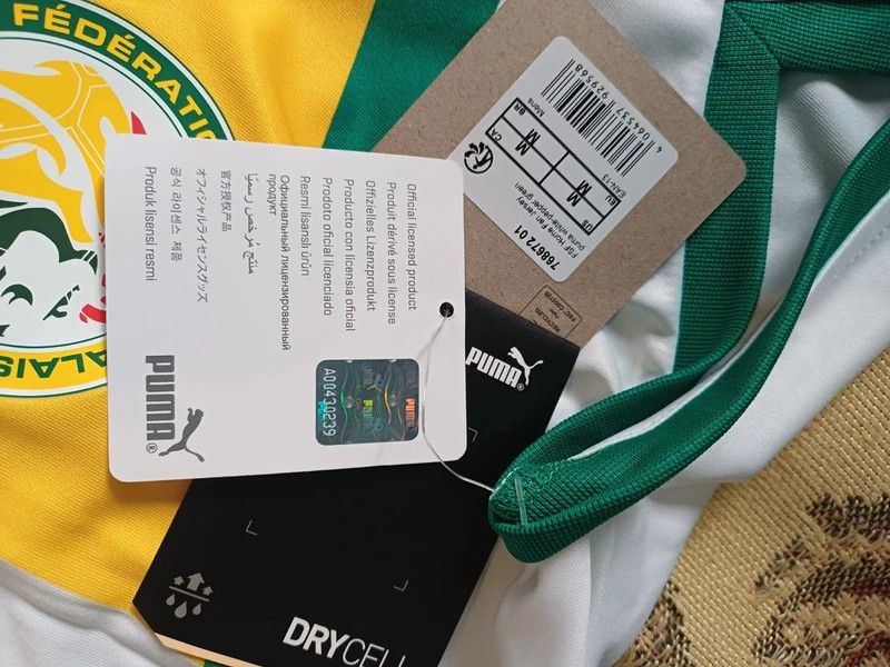 Puma Senegal national team shirt - PUMA (2022, new, with tags) Size US M / EU 48-50 / 2 - 8 Thumbnail