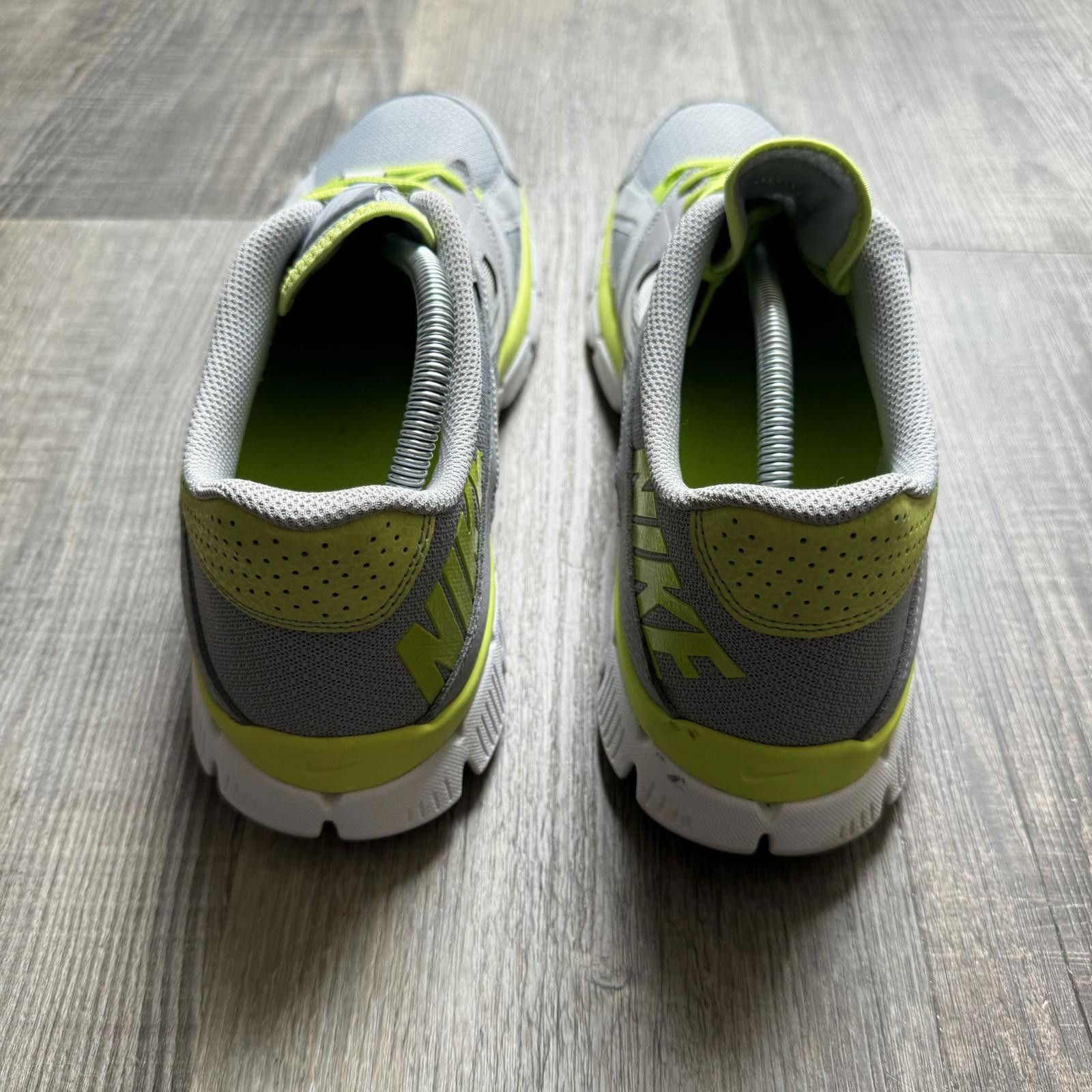 Nike NIKE • Flex Supreme TR 2 (12M) Size US 12 / EU 45 - 8 Thumbnail