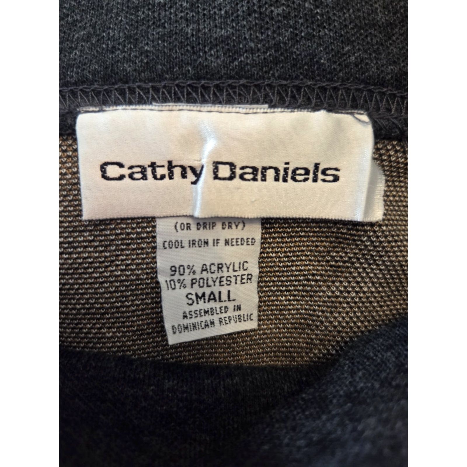 Vintage VINTAGE Cathy Daniels Patchwork Knit Turtleneck Sweater Size S Women Brown White Gray 90s Shoulder Pads Pullover Knit Casual Womens Size S / US 4 / IT 40 - 7 Thumbnail