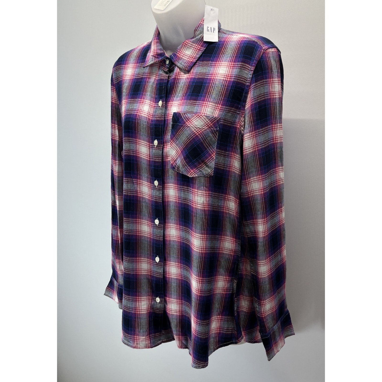 Gap NWT Gap Long Sleeve Drapey Plaid Top Navy Pink Soft Size S Size S / US 4 / IT 40 - 3 Thumbnail