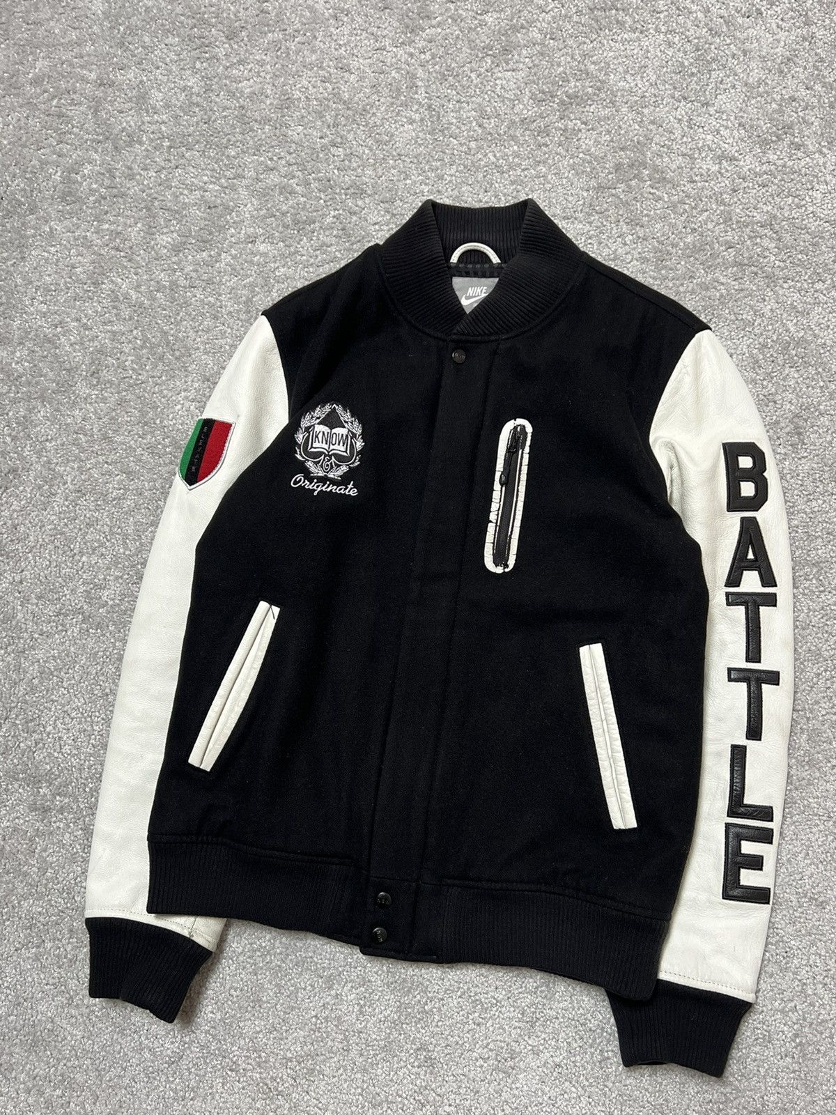 Nike Vintage Nike x Kobe Bryant Cow Leather Sleeve Bomber Jacket Size US M / EU 48-50 / 2 - 2 Thumbnail
