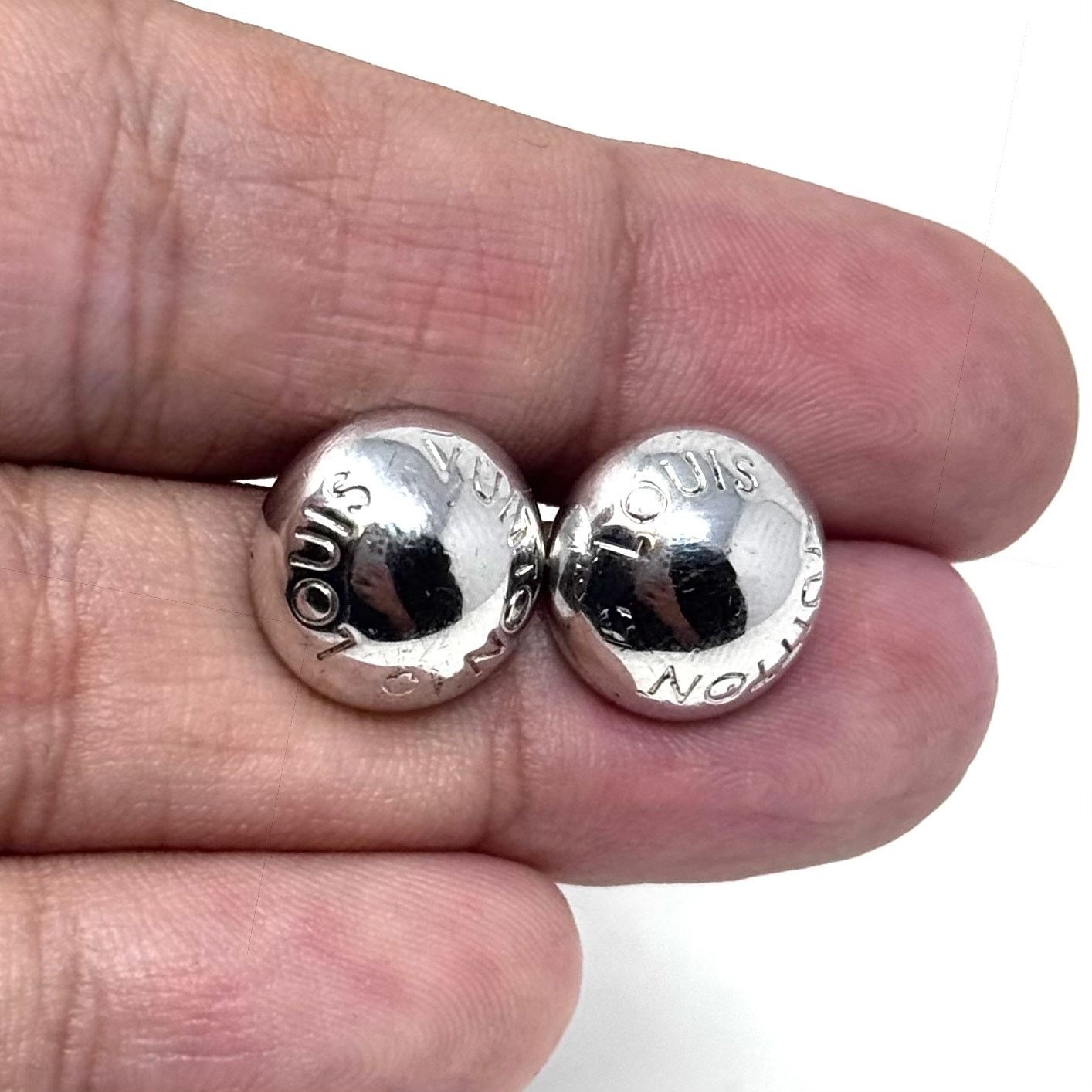 Louis Vuitton Louis Vuitton Logo Cufflinks Size ONE SIZE - 6 Thumbnail