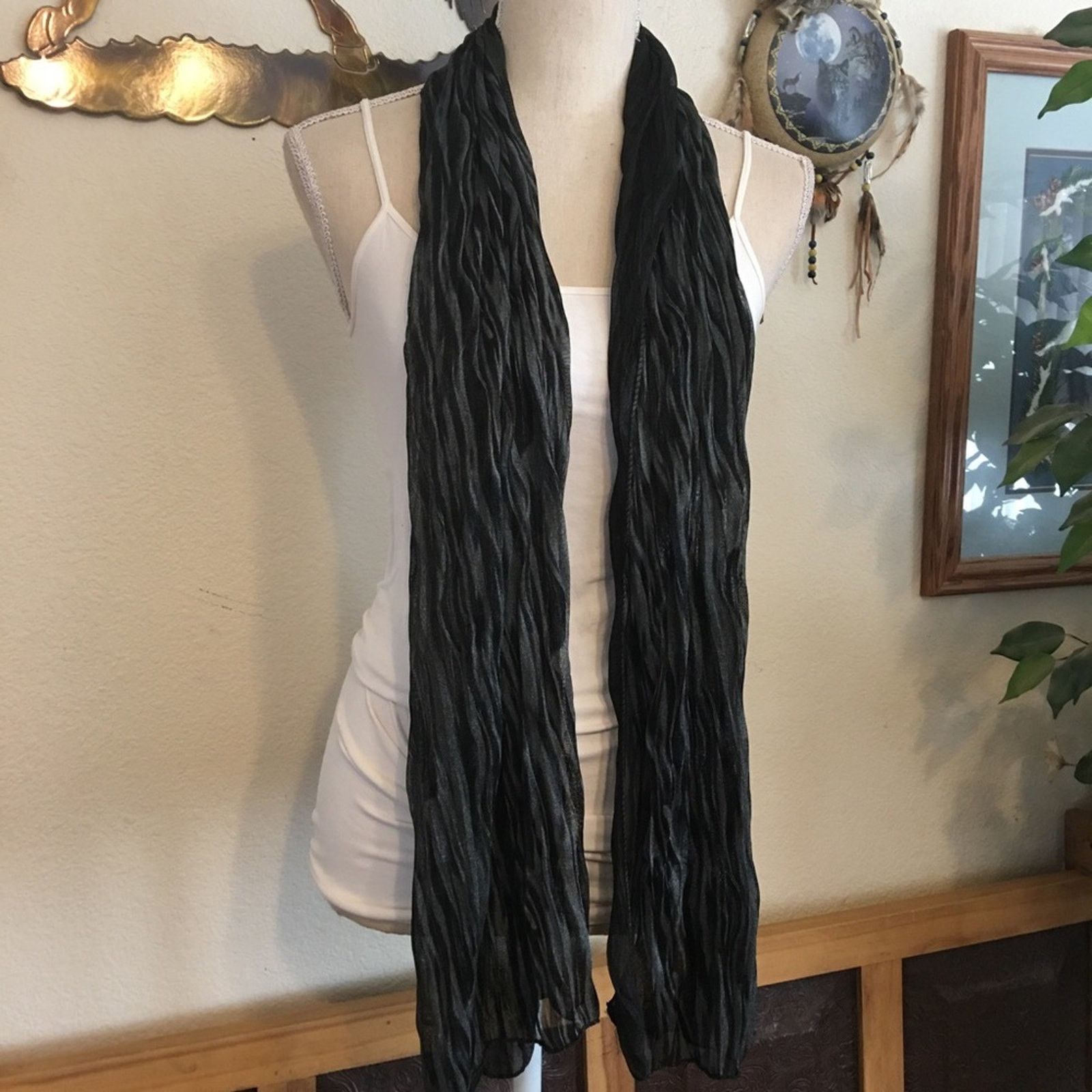 Other Black and gray wavy design light stretchy scarf Size ONE SIZE - 2 Thumbnail