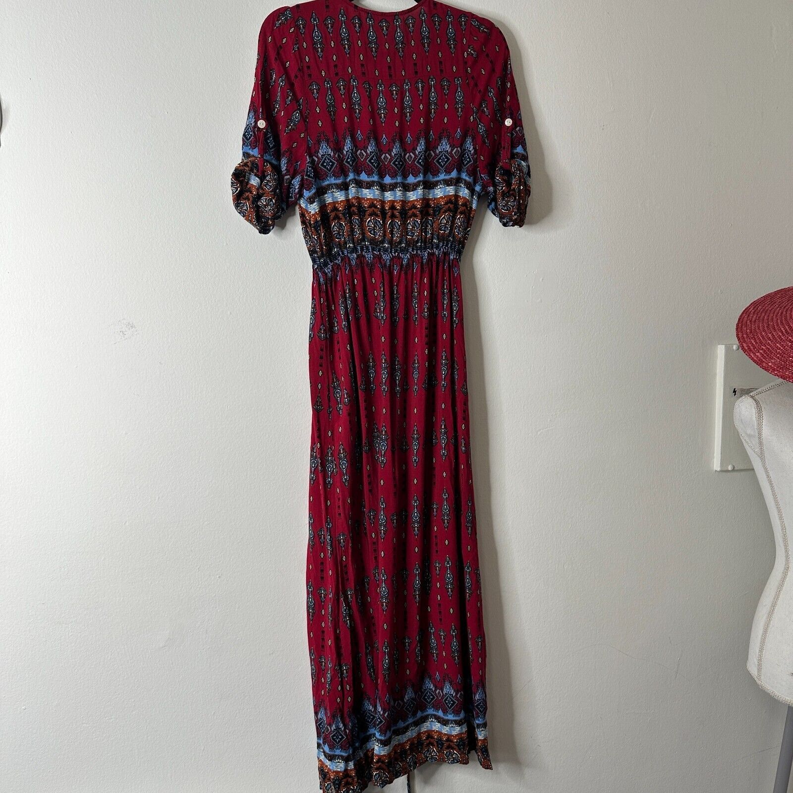 Other R. Vivimos VNeck Button Front Paisley Dress Red Blue Multi S Size S / US 4 / IT 40 - 2 Thumbnail