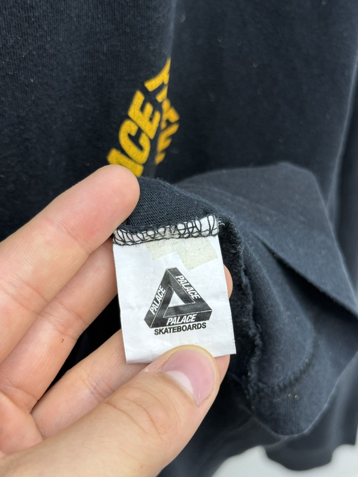 Palace Palace Back Triferg Logo Long Sleeve Tee T-shirt Size US XL / EU 56 / 4 - 5 Thumbnail