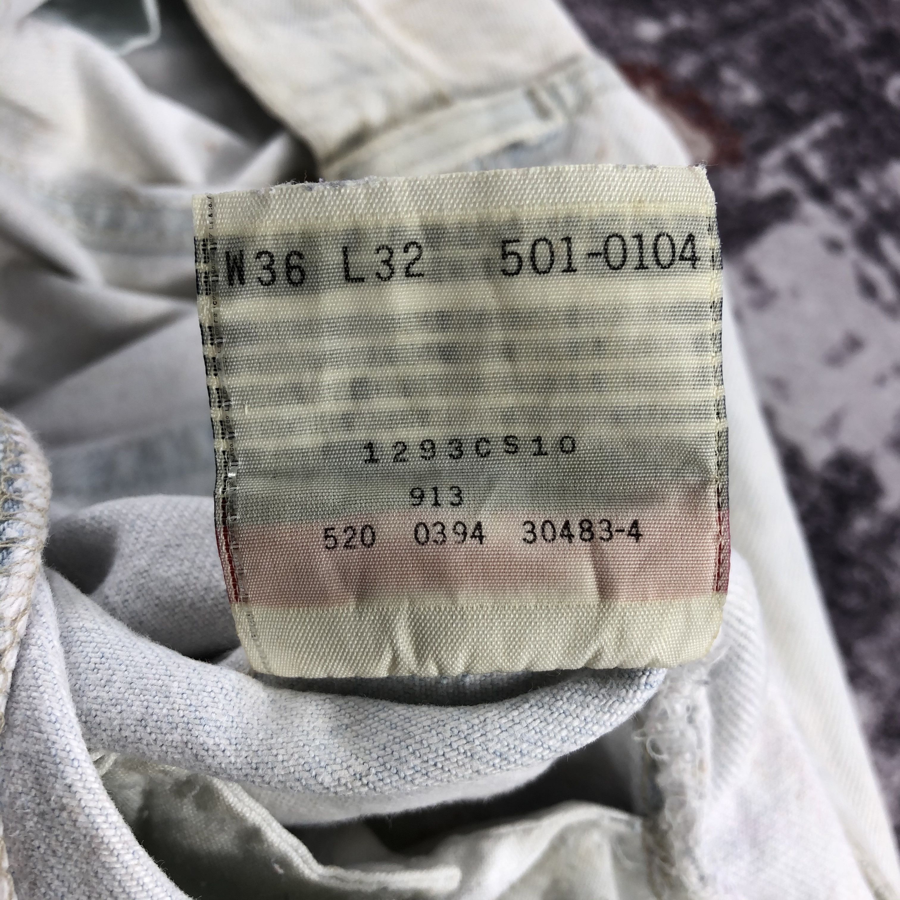Levi's 90s Vintage Light Wash Levis 501 Jeans-JM2465 Size US 35 - 18 Thumbnail