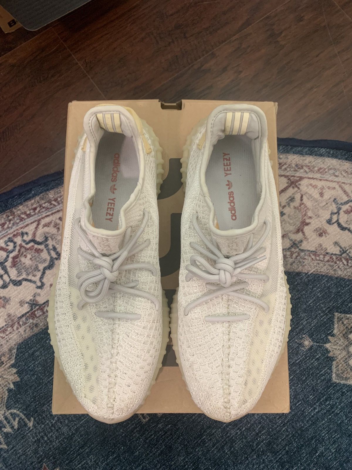 Adidas 2021 Adidas Yeezy Boost 350 V2 Light Size US 12.5 / EU 45-46 - 3 Thumbnail