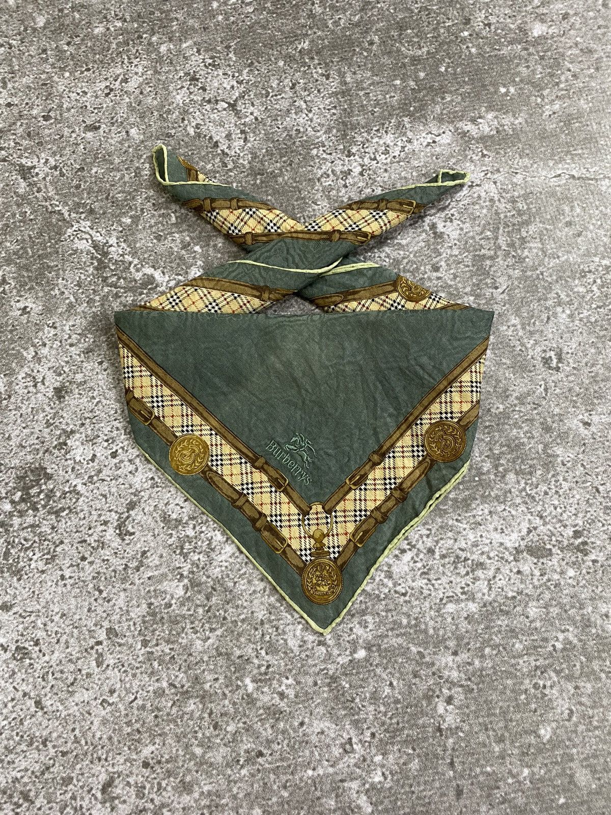 Burberry Burberrys Handkerchief / Bandana / Neckerchief Size ONE SIZE - 1 Thumbnail