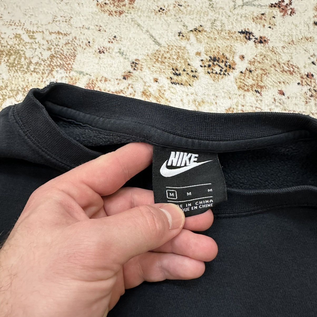 Nike × Vintage Vintage Nike Sweatshirt Small Logo Distressed Y2K 00s Size US M / EU 48-50 / 2 - 6 Thumbnail