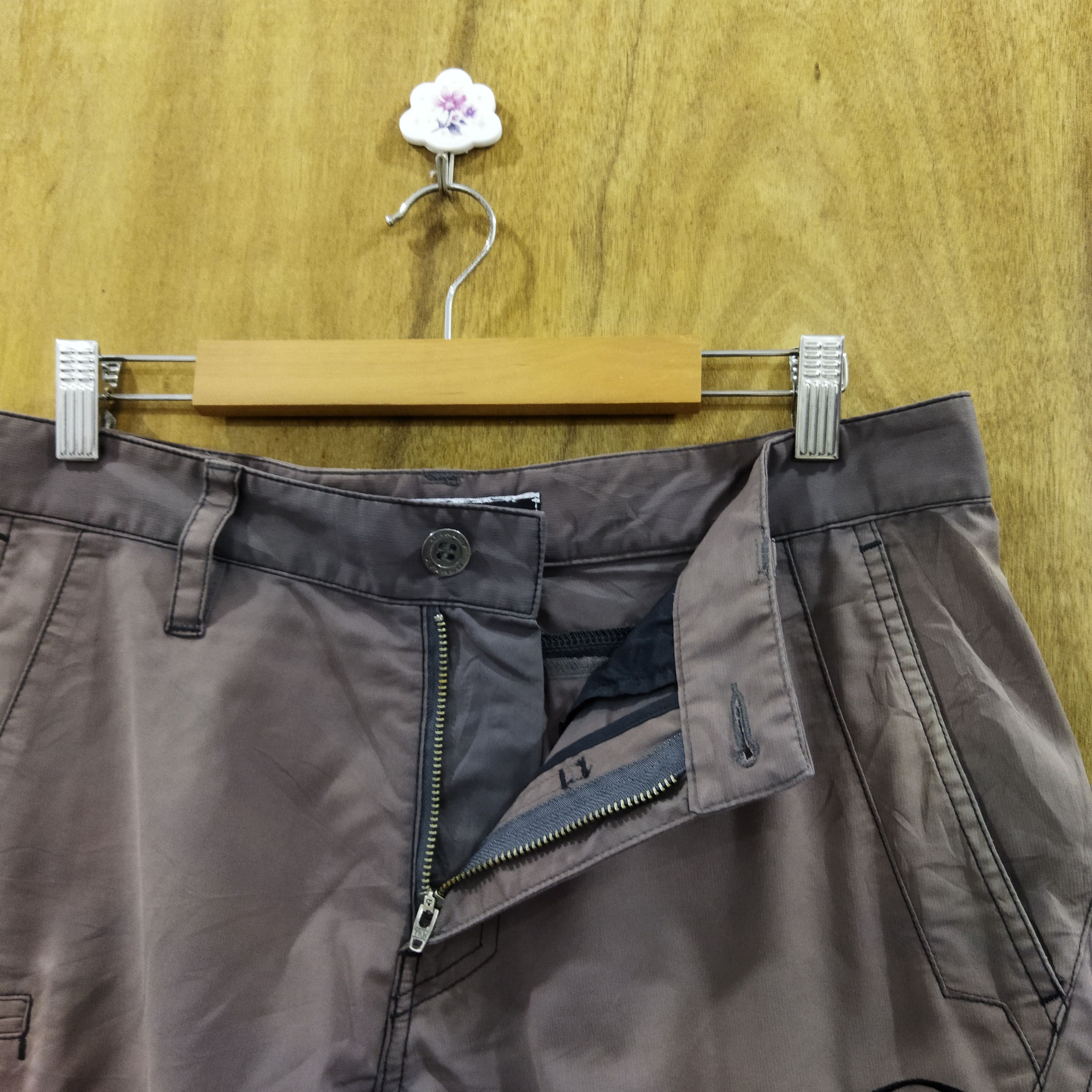 Japanese Brand OAKLEY FADED BROWN PANTS Size US 32 / EU 48 - 6 Thumbnail