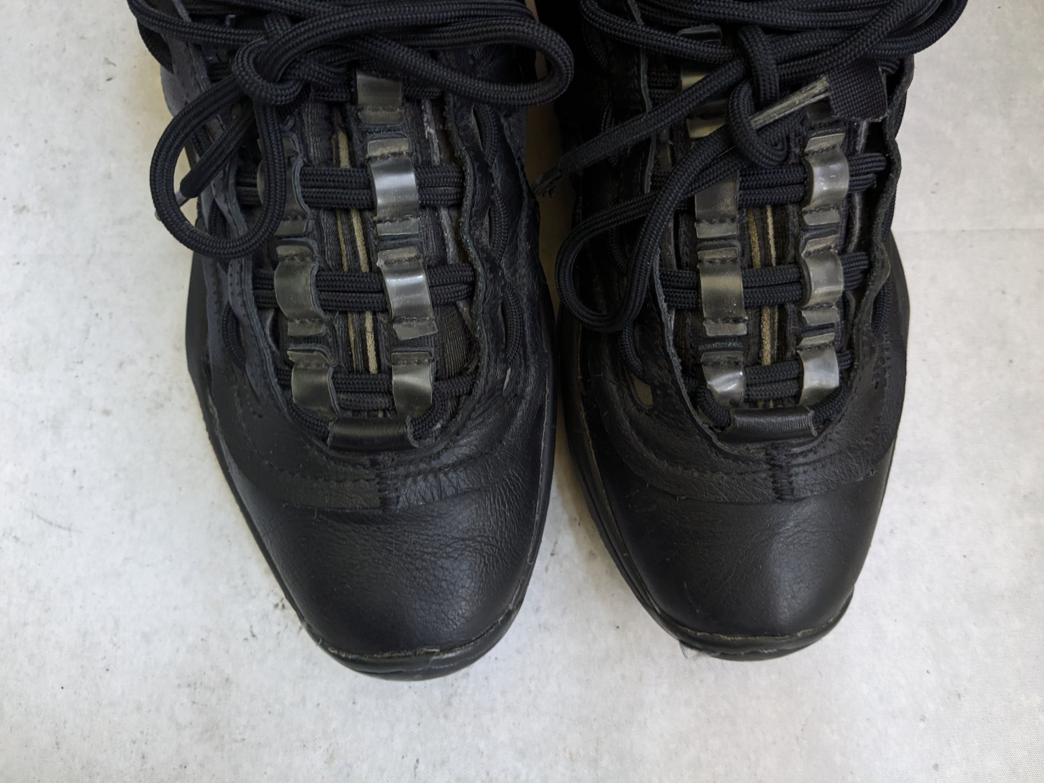 Maison Margiela Maison Margiela Reebok Question Black 9.5 High Tops Leather Size US 9.5 / EU 42-43 - 3 Thumbnail
