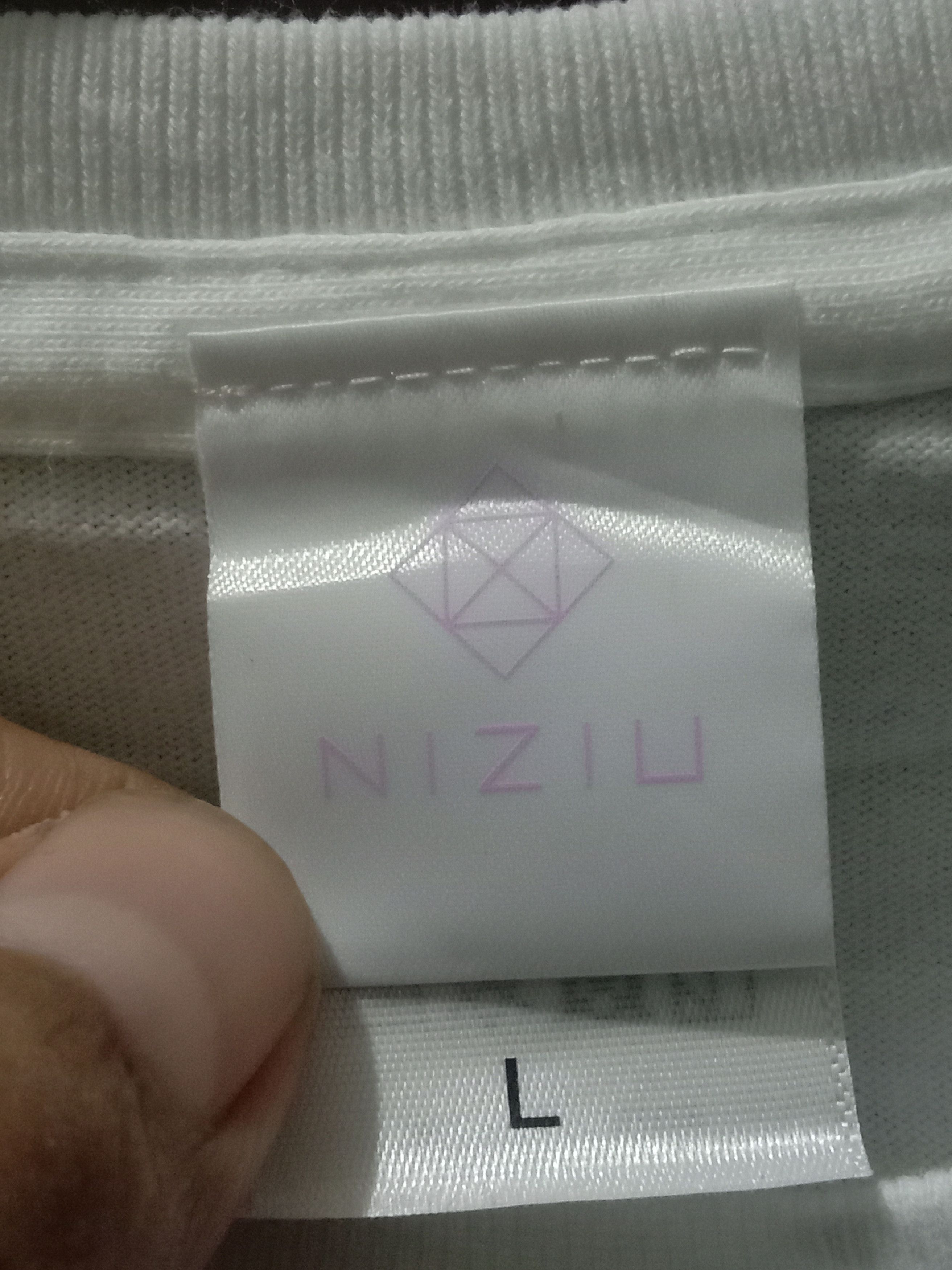 Japanese Brand T-shirt Girl band Korea Niziu Original Size L fit XL Size US XL / EU 56 / 4 - 5 Thumbnail
