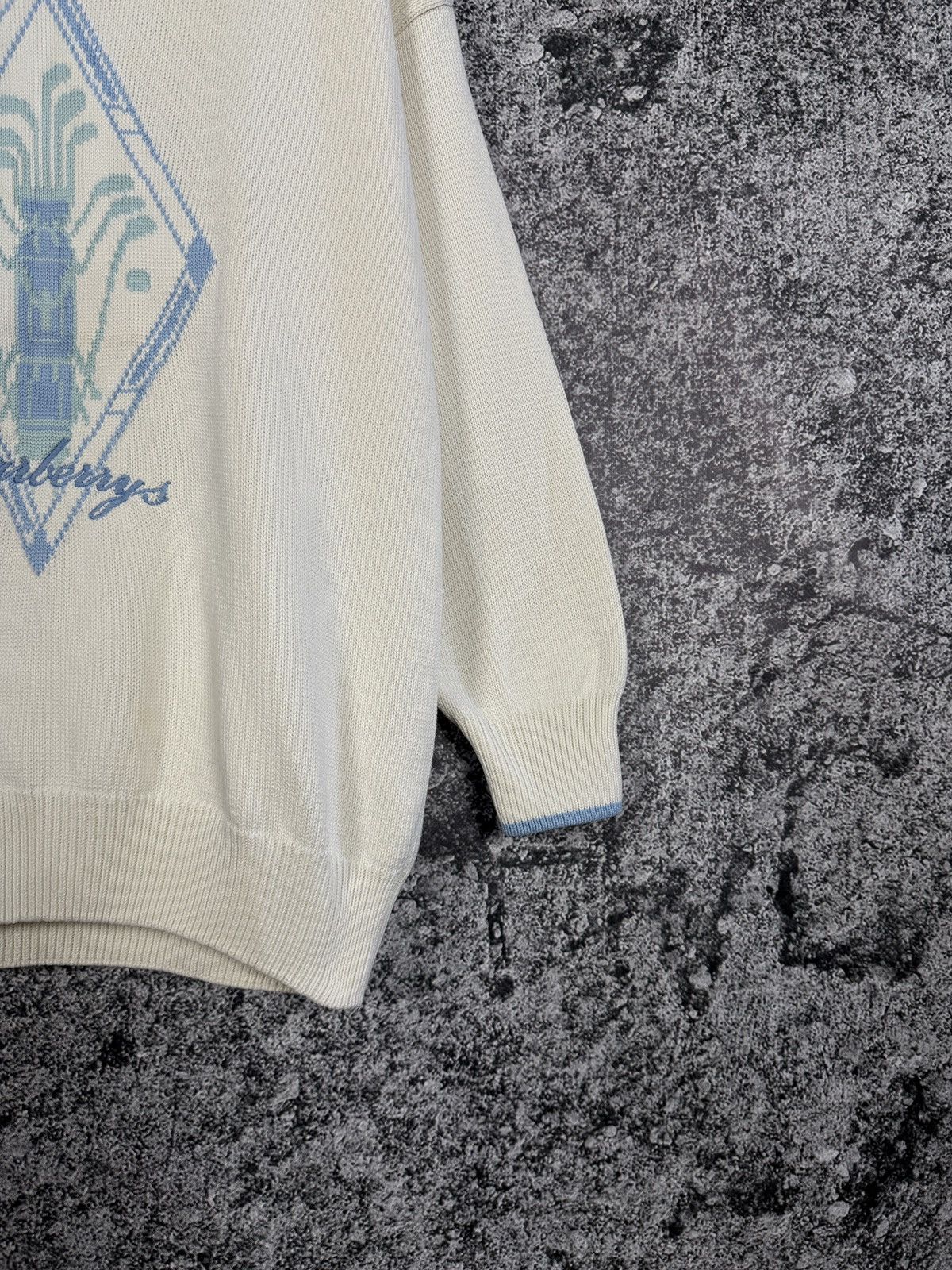 Burberry Burberrys London Vintage Crew Sweater Luxury Big Logo Size M Size US M / EU 48-50 / 2 - 5 Thumbnail