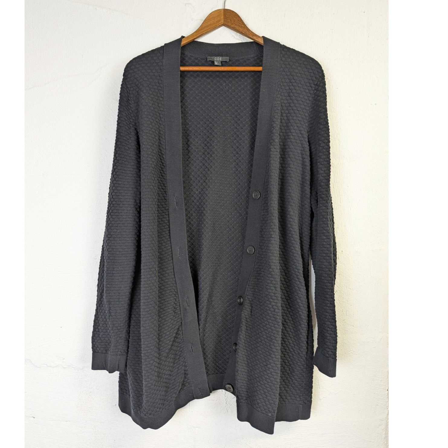 Cos COS Oversized Cardigan Sz Medium Black Minimal Lagenlook Size M / US 6-8 / IT 42-44 - 4 Thumbnail