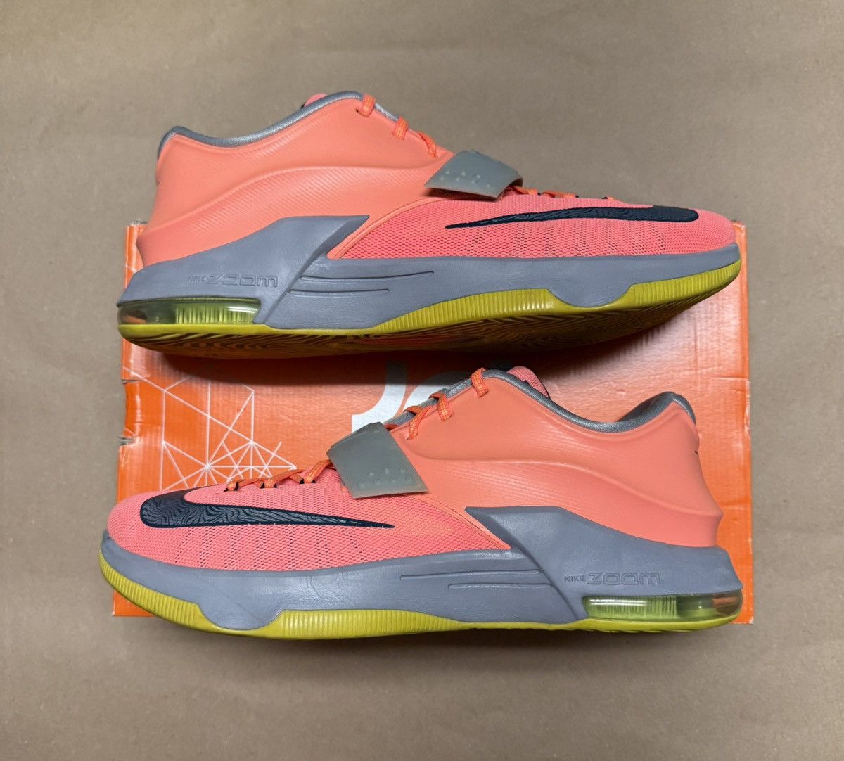 Nike Nike Zoom KD 7 Kevin Durant 35,000 Degrees Mens sz 14 Size US 14 / EU 47 - 1 Thumbnail