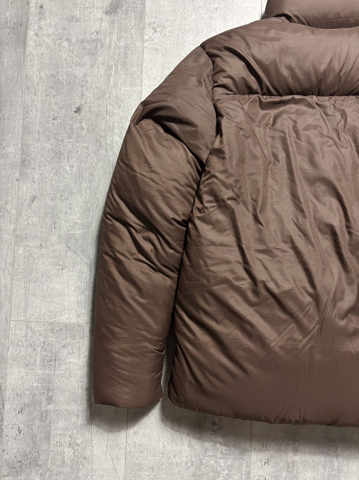 Nike ACG Vintage 2000’s Nike ACG No Sew Brown Puffer Jacket Size US L / EU 52-54 / 3 - 16 Thumbnail