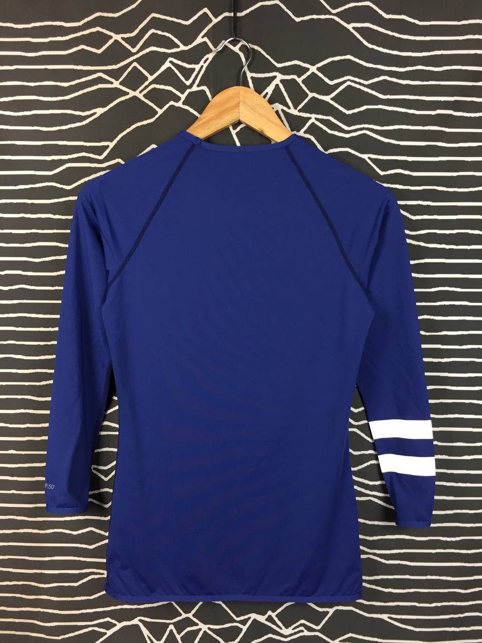 Hurley Hurley UPF 50+ Sun Protection Long Sleeve Rash Guard Size US M / EU 48-50 / 2 - 6 Thumbnail