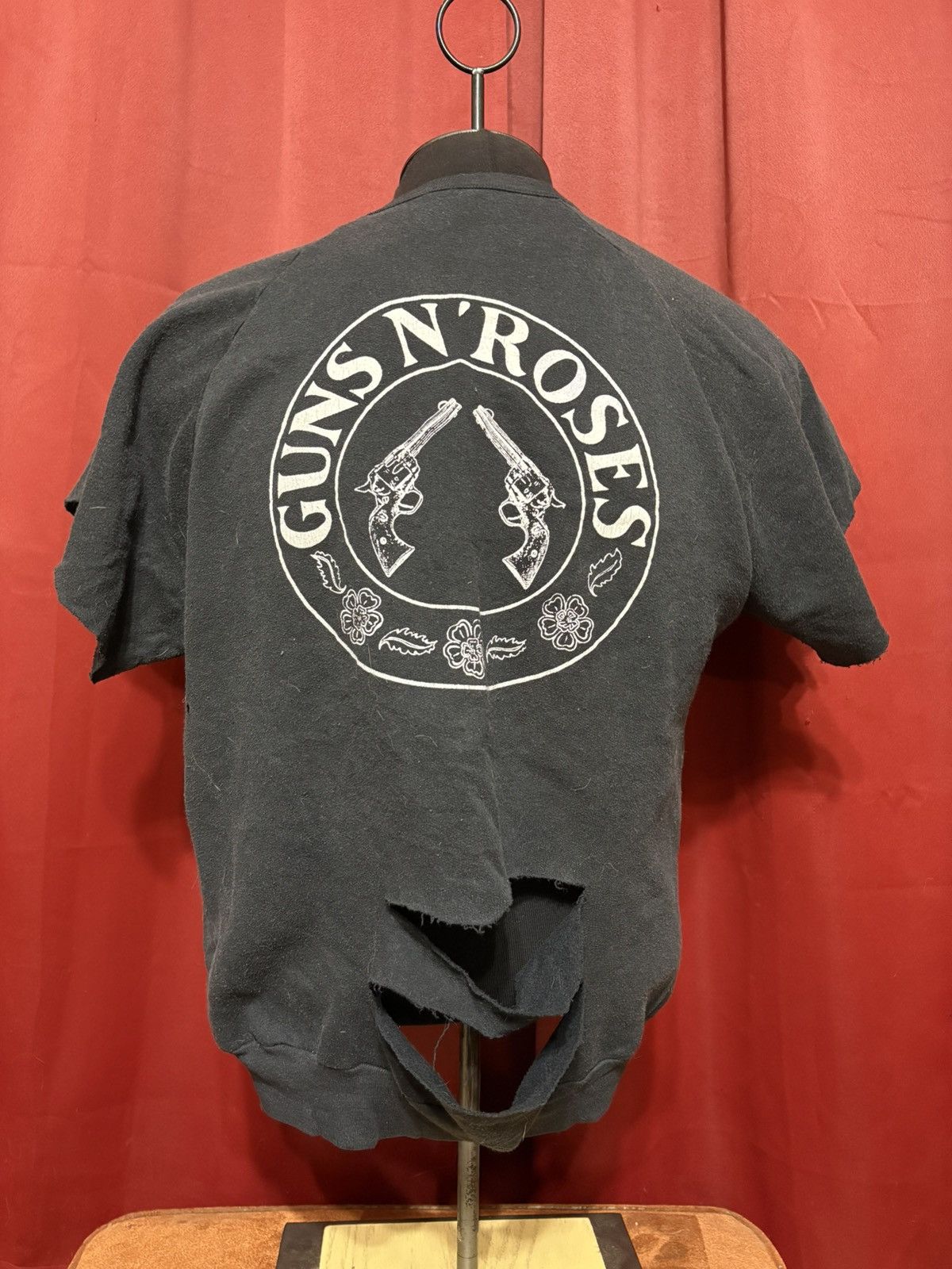 Band Tees Vintage Guns N Roses Sweatshirt 80’s Tank Top Custom Grail Size US XL / EU 56 / 4 - 8 Thumbnail