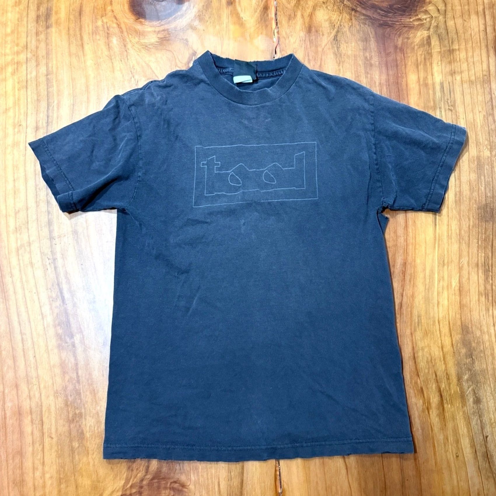 Vintage VINTAGE Giant T-Shirt Men Medium Black 90s Distressed Crew Neck Y2k Lateralus 2001 Band Giant Shirt Mens Size US M / EU 48-50 / 2 - 2 Thumbnail