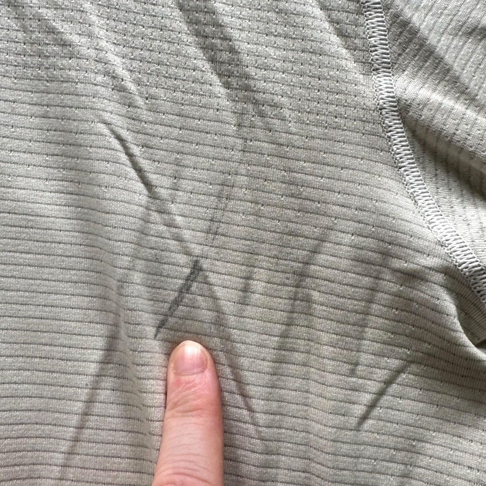 Lululemon Lululemon Mens L Gray Striped Tagless Moisture Wicking Polyester Jersey Athletic Shirt Size US L / EU 52-54 / 3 - 3 Thumbnail