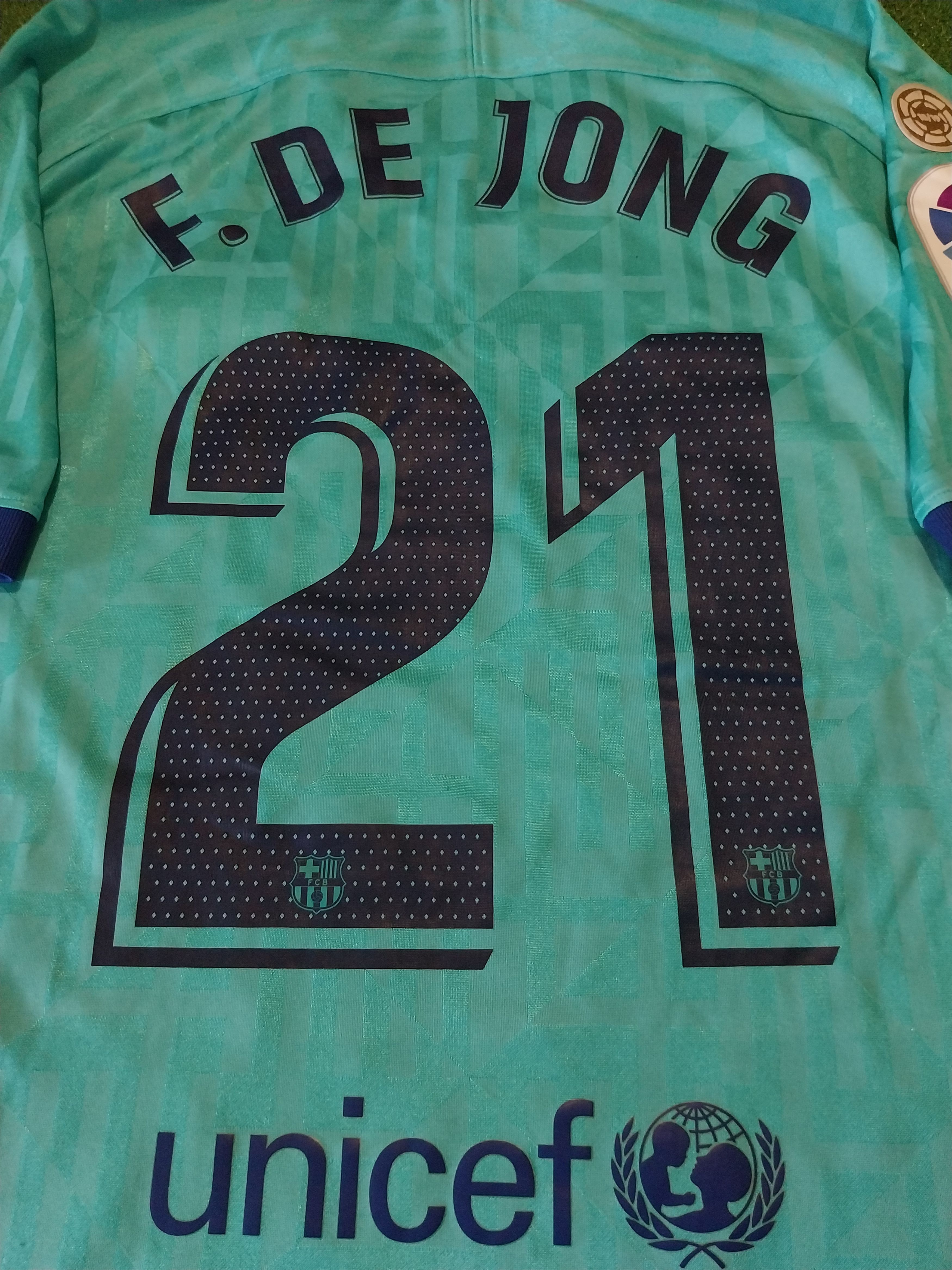 Nike Barcelona 3rd 2019/2020 frankie de jong jersey football Size US XXL / EU 58 / 5 - 13 Thumbnail
