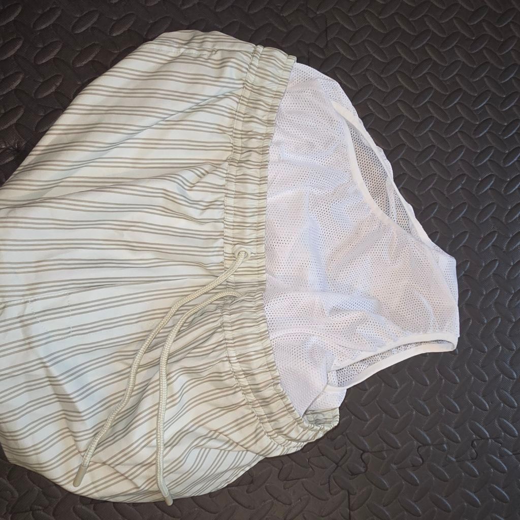 Boohoo Men's BoohooMAN Striped Swim Trunks M Light Green Beige Size US 34 / EU 50 - 7 Thumbnail