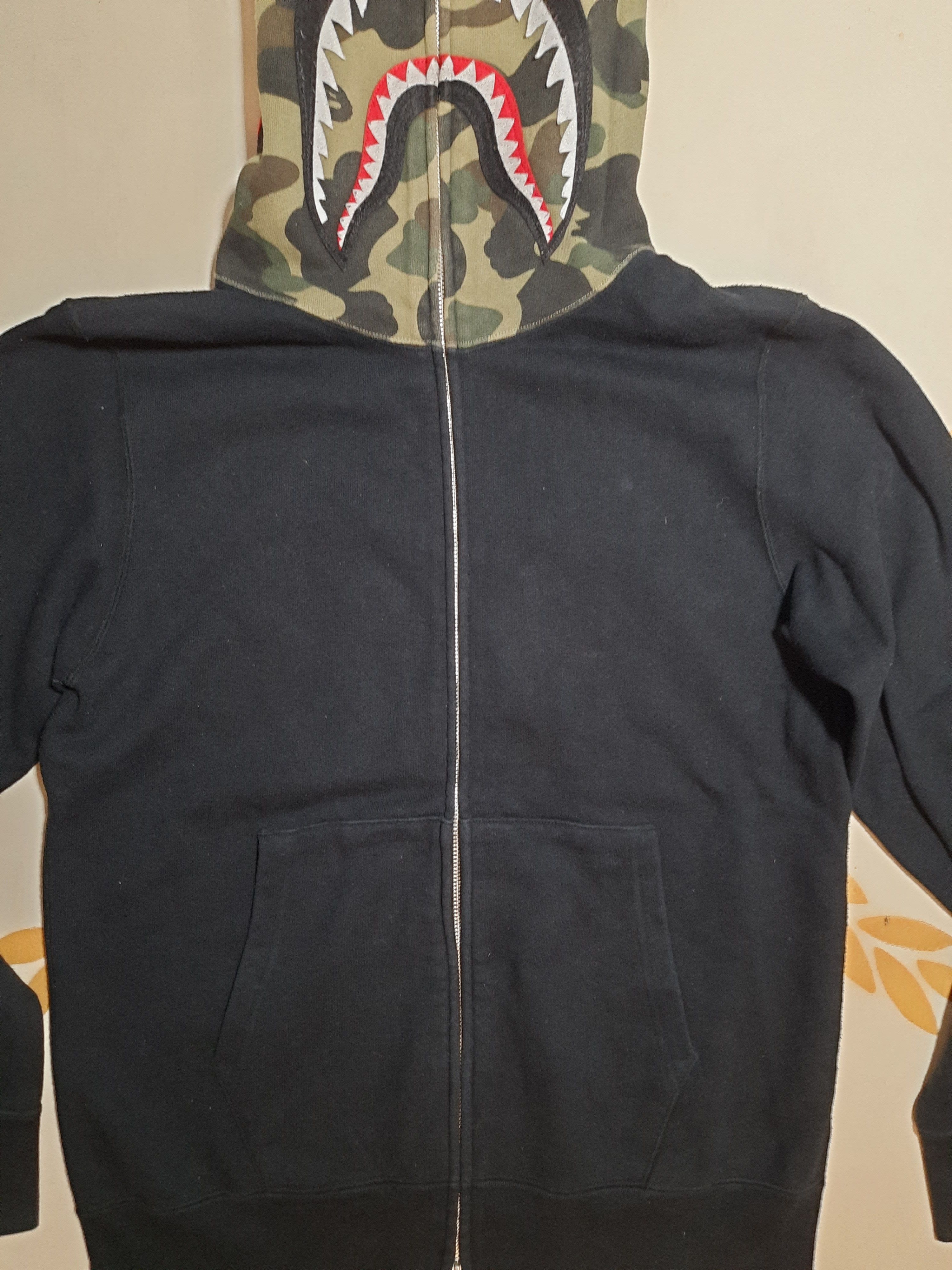 Bape 1st Camo Shark Full Zip Hoodie Size US L / EU 52-54 / 3 - 4 Thumbnail