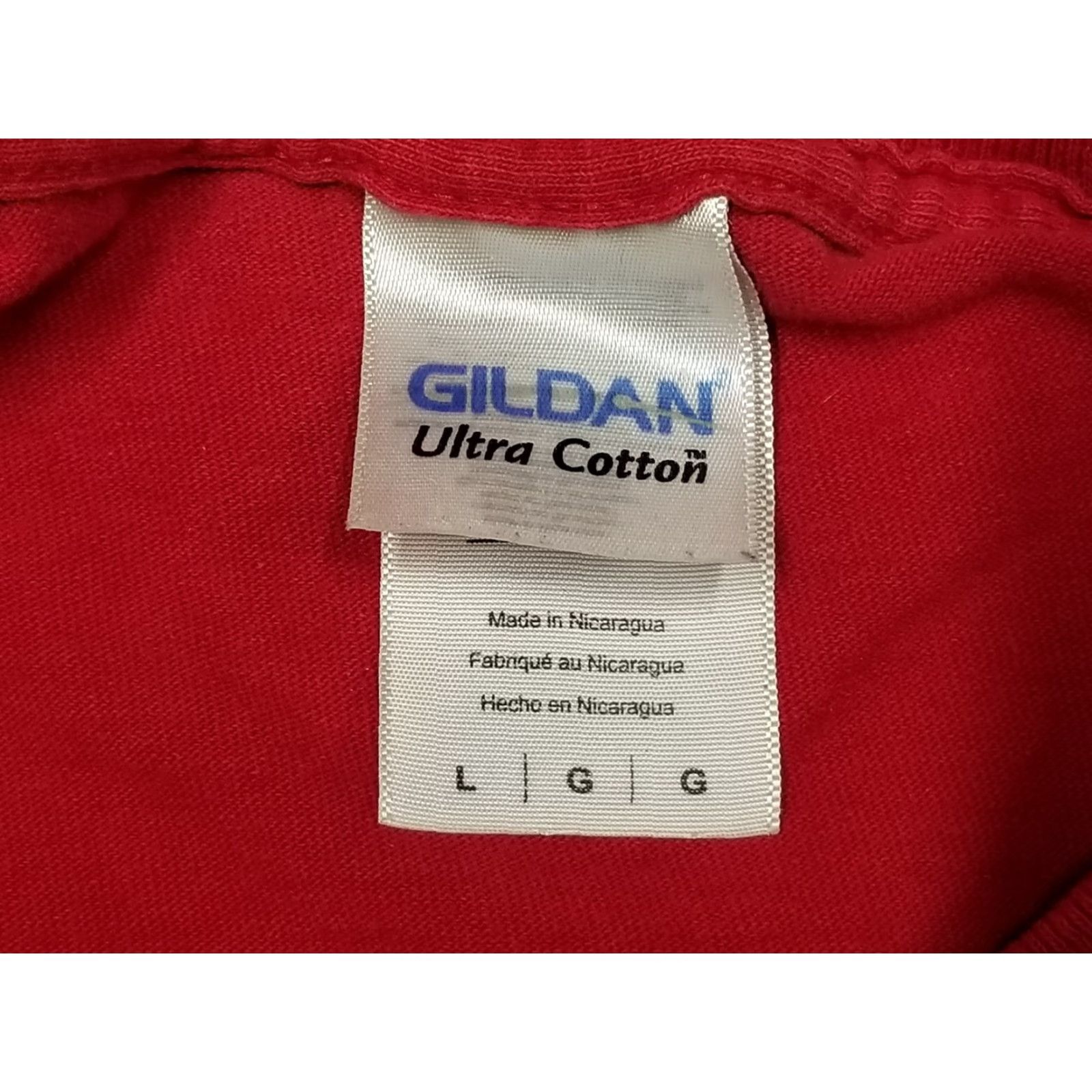 Gildan VINTAGE Fishing T Shirt Mens Large Red Fishaholics Anonymous Glens Army Navy Store TEE Size US L / EU 52-54 / 3 - 3 Thumbnail