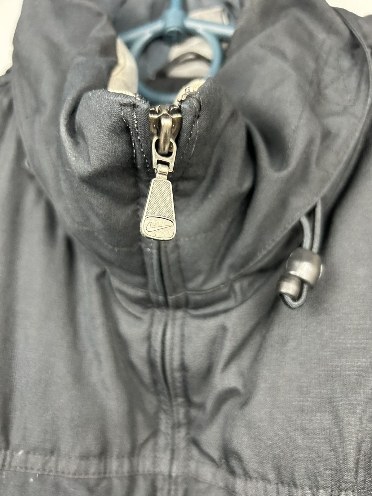 Nike × Vintage Vintage Y2K Nike Drill Black Puffer Down Vest Size US XXL / EU 58 / 5 - 3 Thumbnail