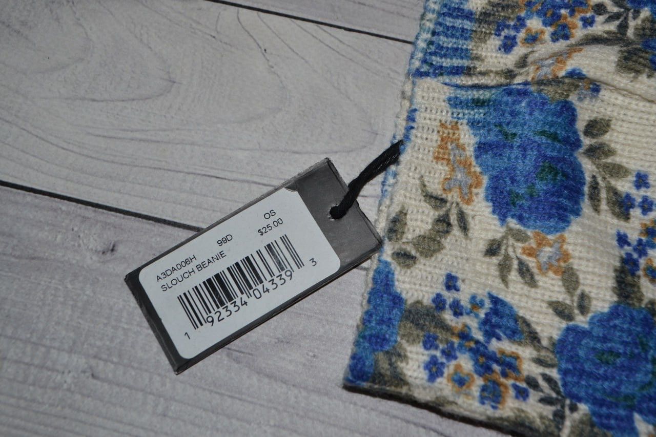 Diesel New Diesel Women’s Hat Knit Floral Blue Size OS Size ONE SIZE - 5 Thumbnail