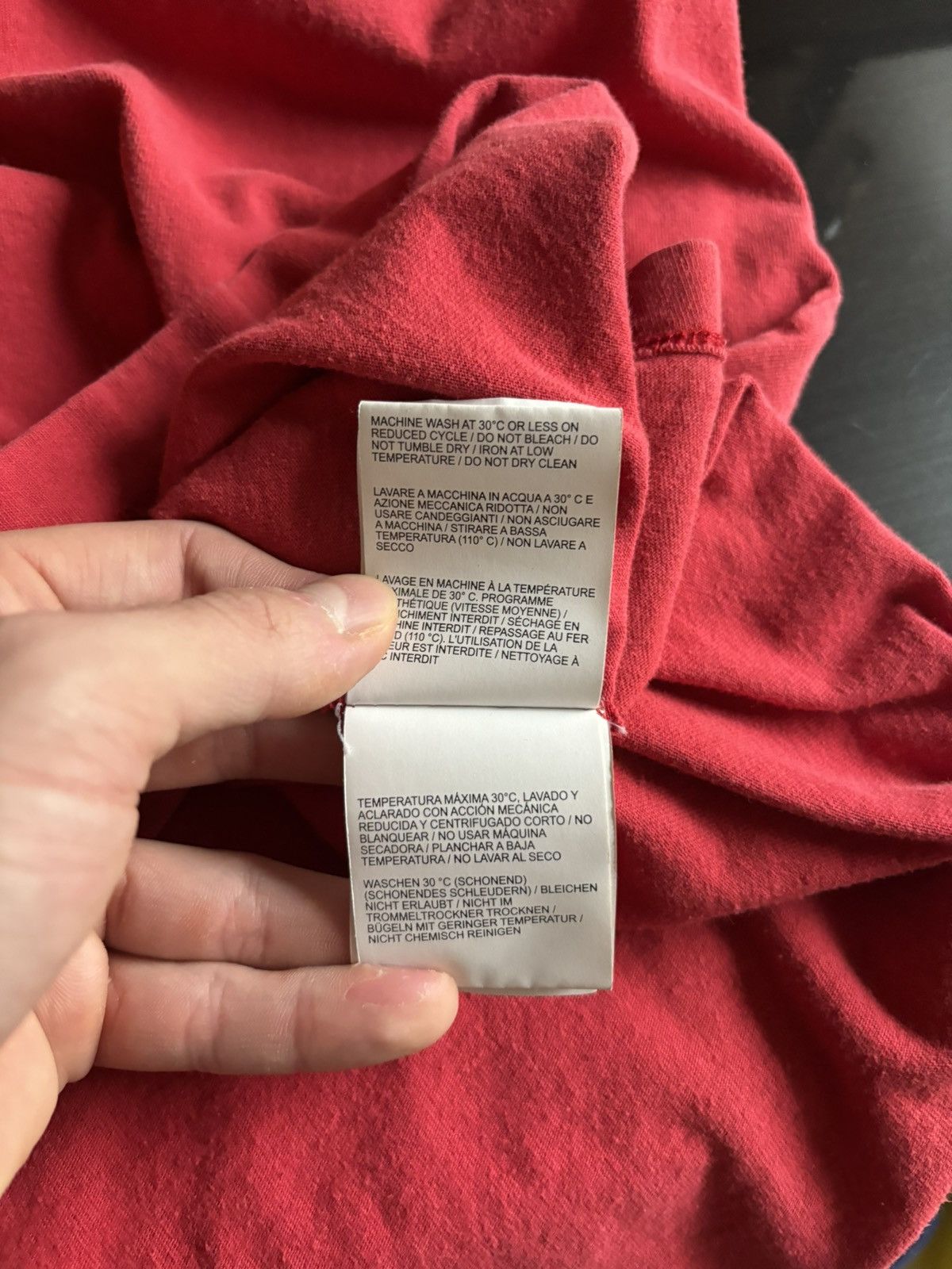 Off-White Crazy 2013 Cabin Baggage Authentic Boxy Faded Red Hype Tee Size US L / EU 52-54 / 3 - 11 Thumbnail