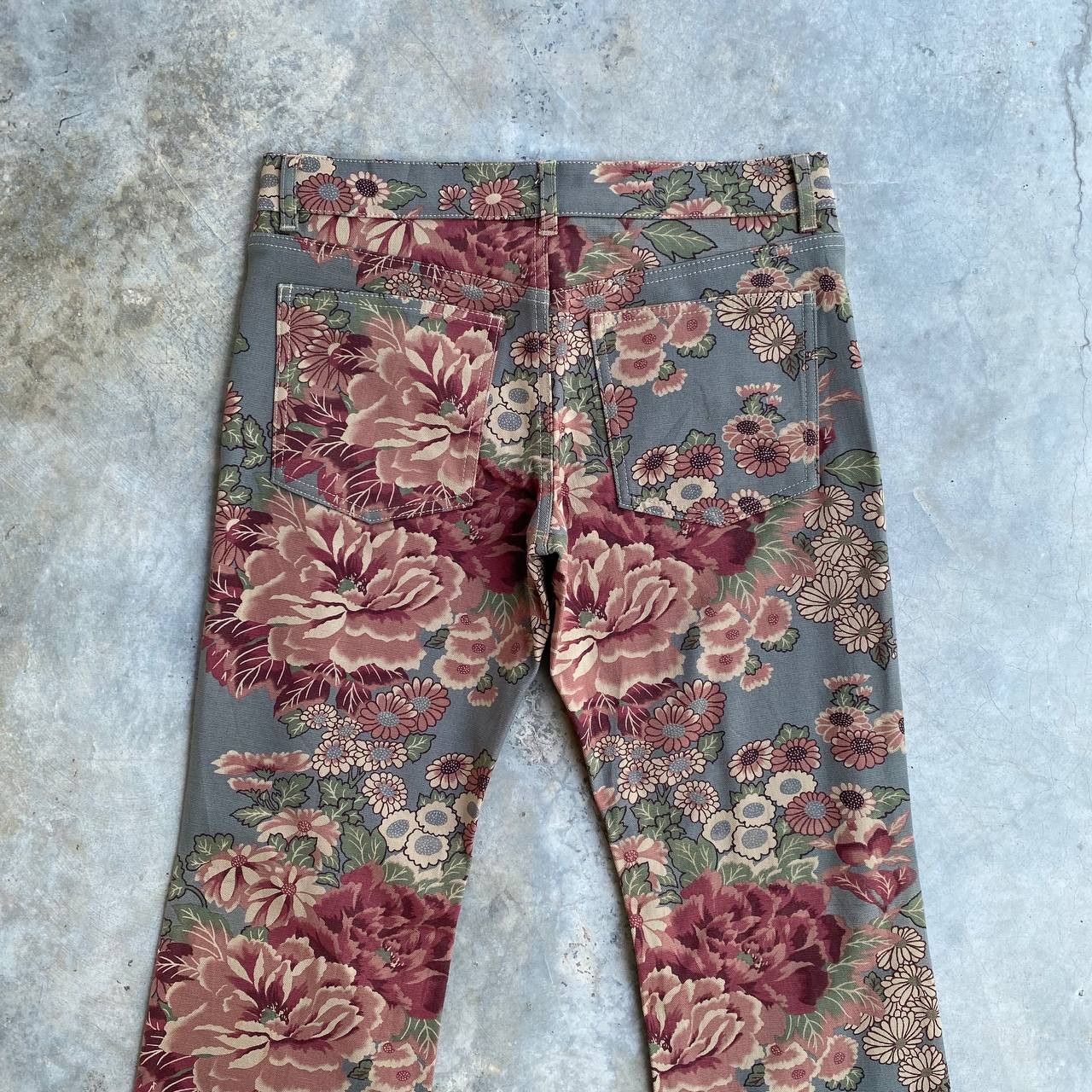 20471120 BJ5-22 Japan Flare CHEALSEA OLD FLOWERpant SLIMFIT LOWRISE Size US 28 / EU 44 - 9 Thumbnail