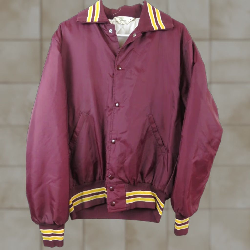 Salem Sportswear VINTAGE Gem Sportswear Jacket Men L Red Satin Bomber 80s USA Casual Travel Pockets Button Size US L / EU 52-54 / 3 - 1 Thumbnail