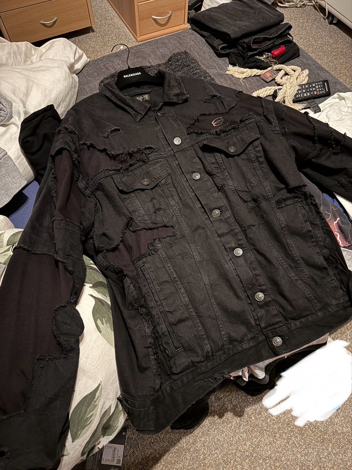 Balenciaga BALENCIAGA - Distressed Denim Jacket Size US XS / EU 42 / 0 - 2 Thumbnail