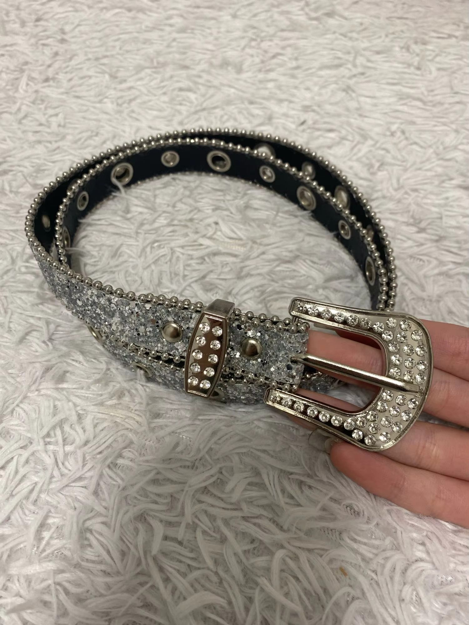Other white rhinestone belt y2k Size ONE SIZE - 1 Thumbnail