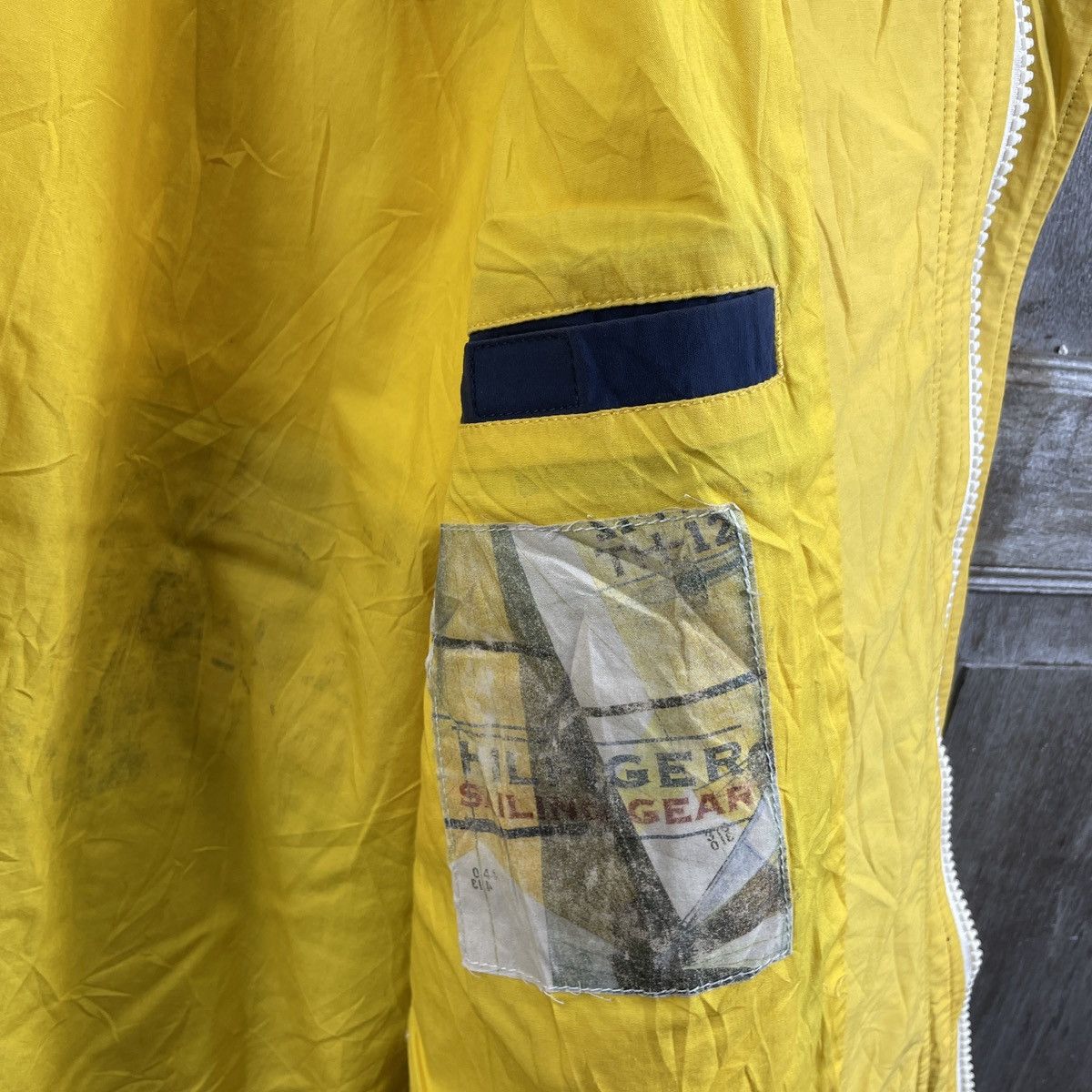 Tommy Hilfiger × Vintage Vintage Tommy Hilfiger Hoodie Jacket Size US L / EU 52-54 / 3 - 9 Thumbnail